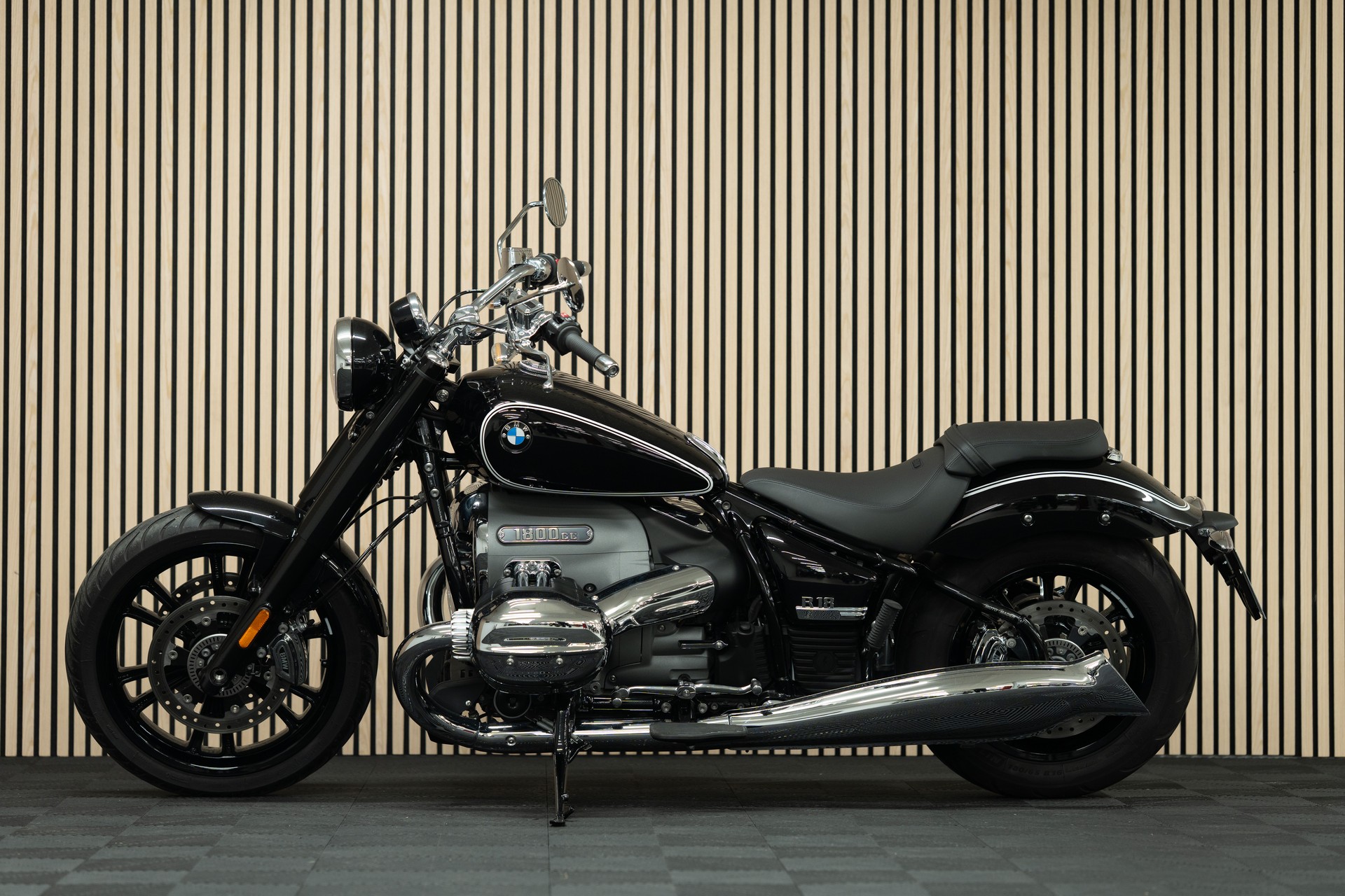 BMW R 18-image-1
