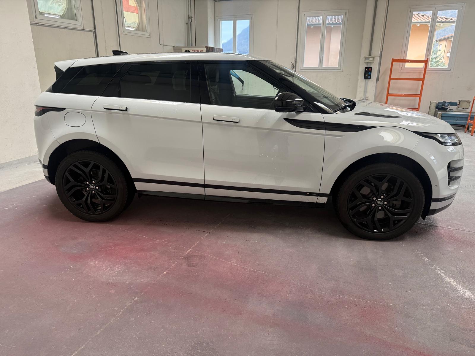 LAND ROVER Range Rover Evoque R-Dynamic D 180 SE AT9-image-1