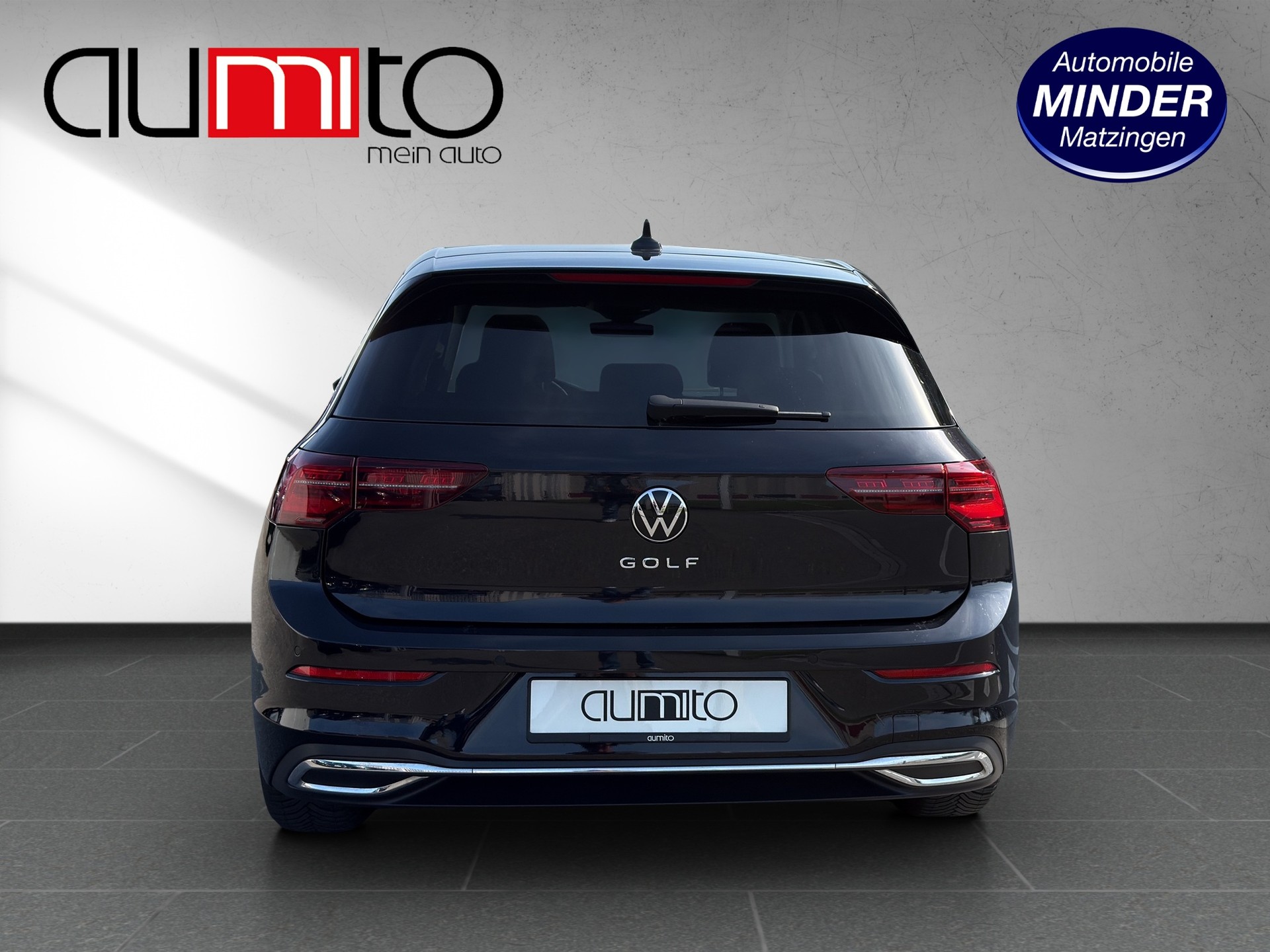 VW Golf 2.0 TDI Active DSG-image-3