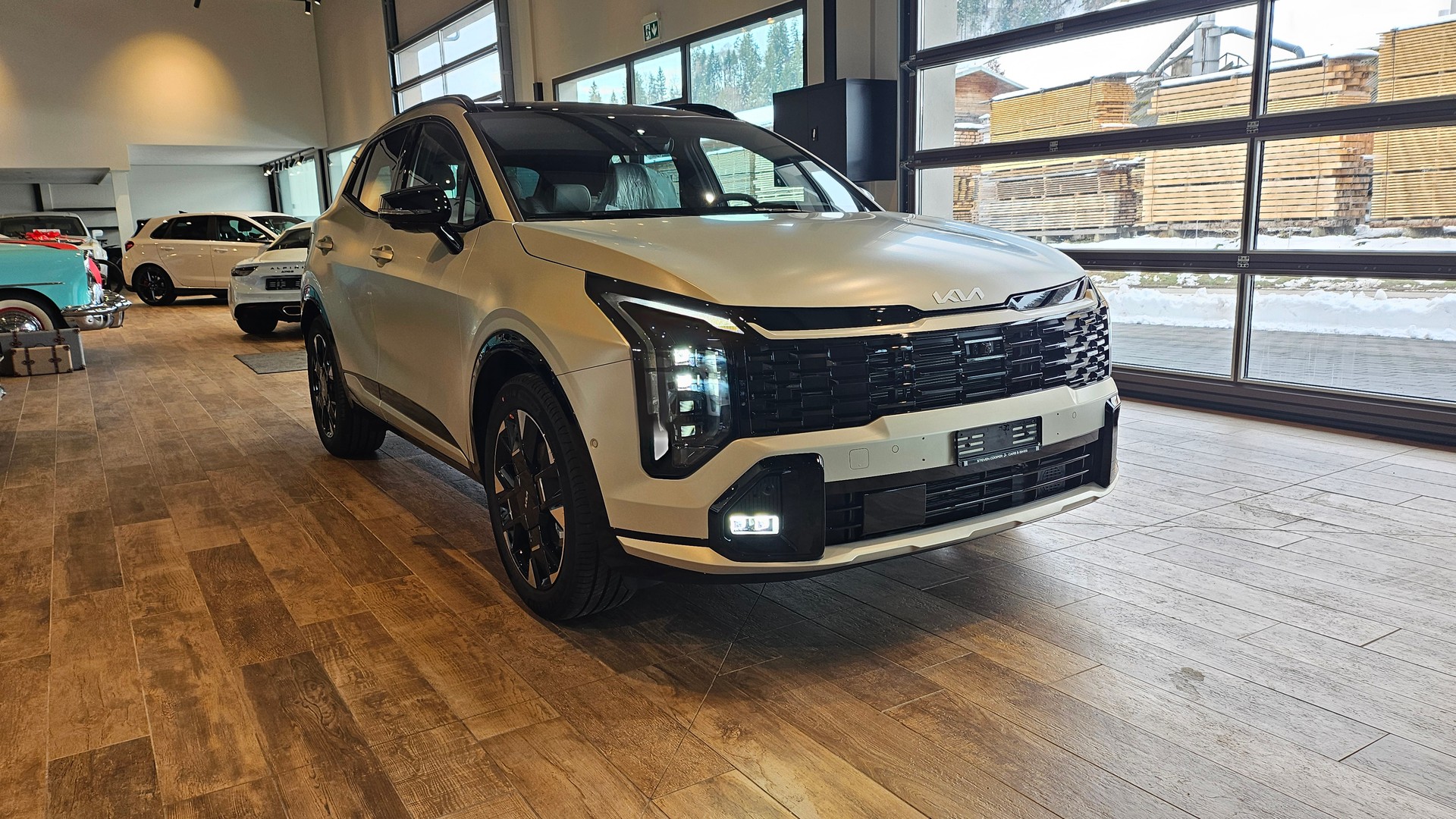 KIA Sportage 1.6T-GDi PHEV GT-Line 4x4 A-image-4