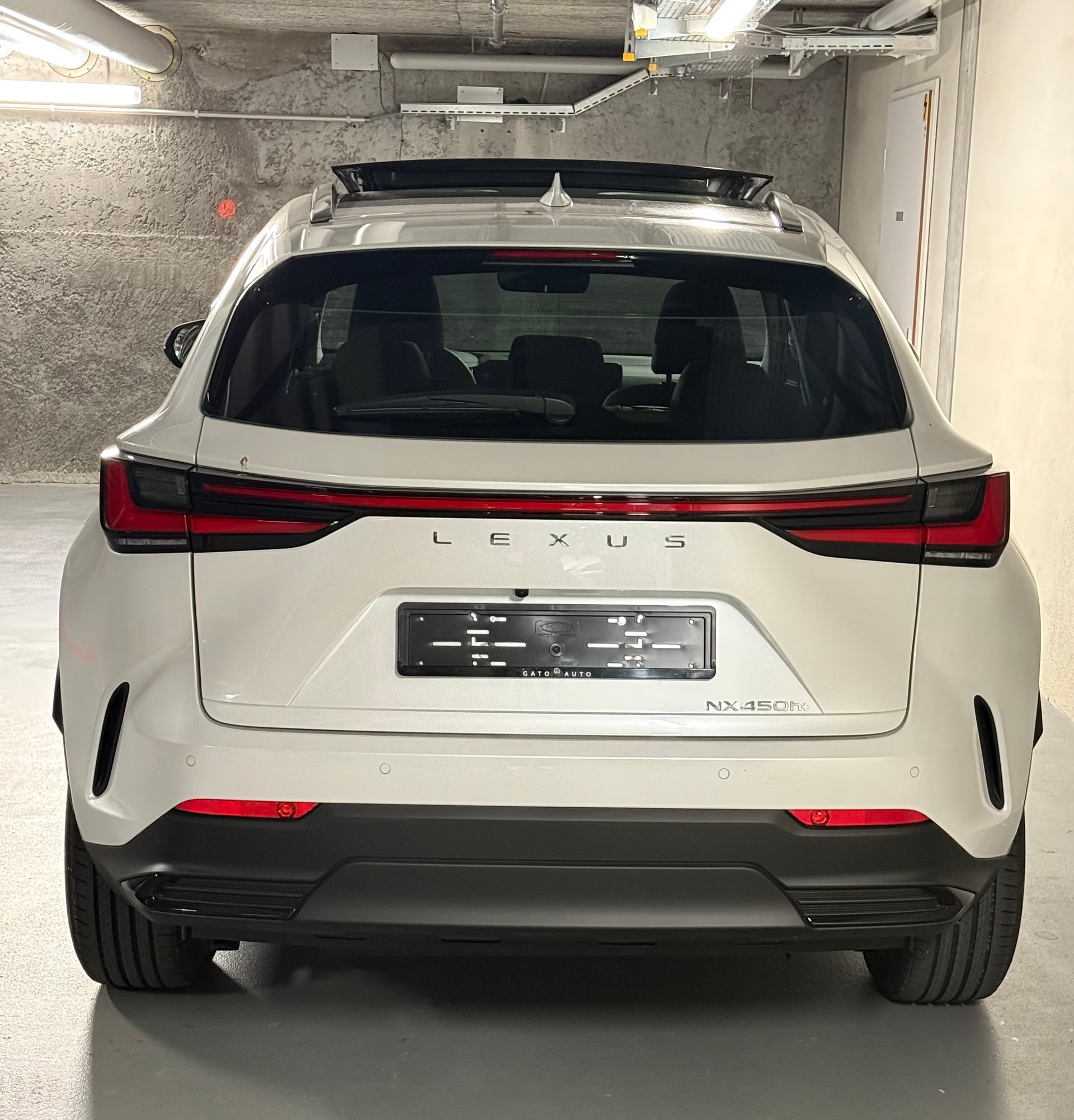 LEXUS NX 450h+ E-FOUR Comfort-image-7