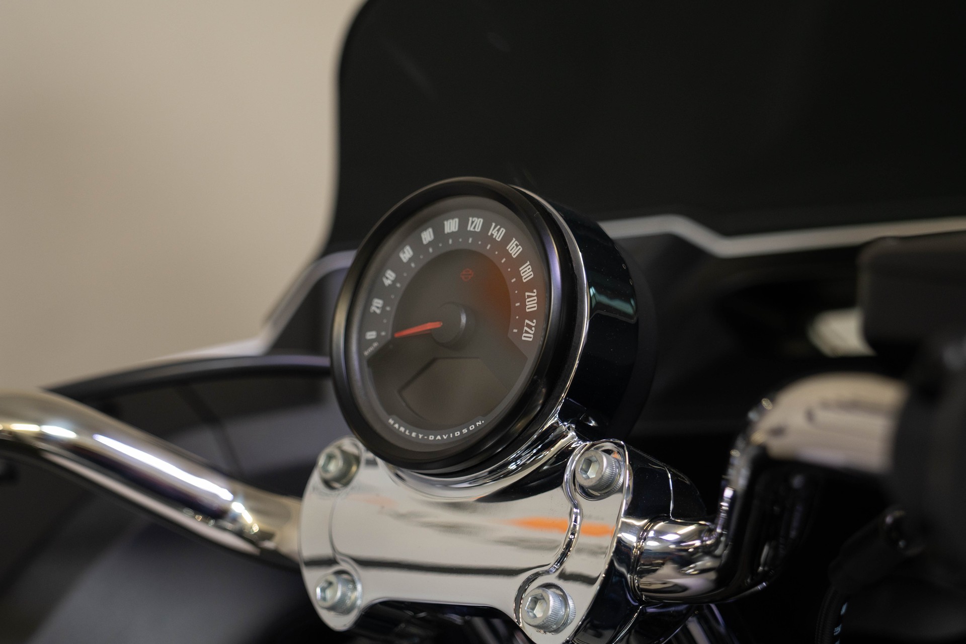 HARLEY-DAVIDSON FXLRST Low Rider ST 117-image-8