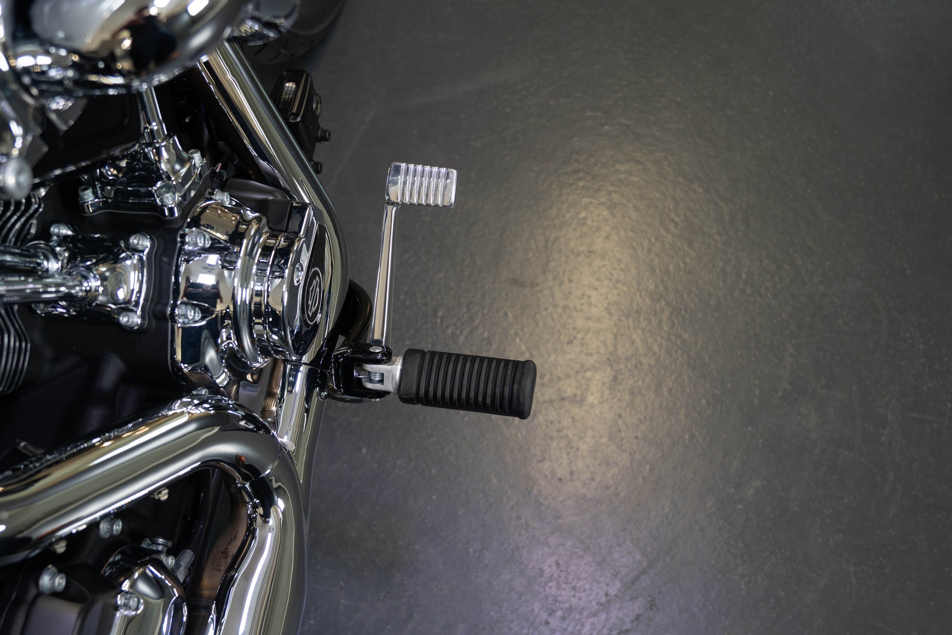 HARLEY-DAVIDSON FXLRST Low Rider ST 117-image-9