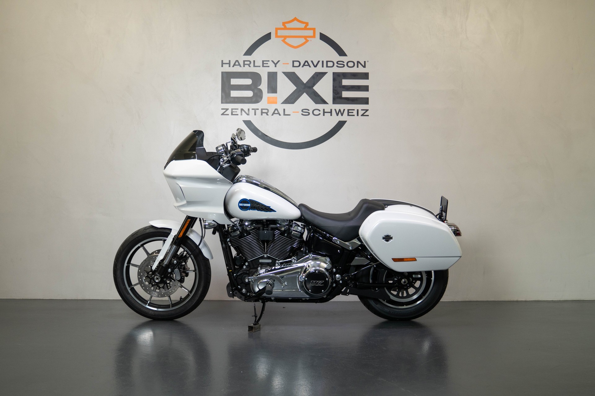 HARLEY-DAVIDSON FXLRST Low Rider ST 117-image-1