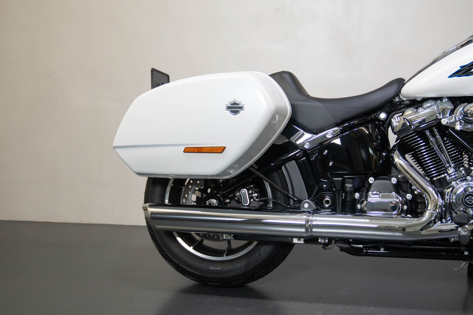 HARLEY-DAVIDSON FXLRST Low Rider ST 117-image-6