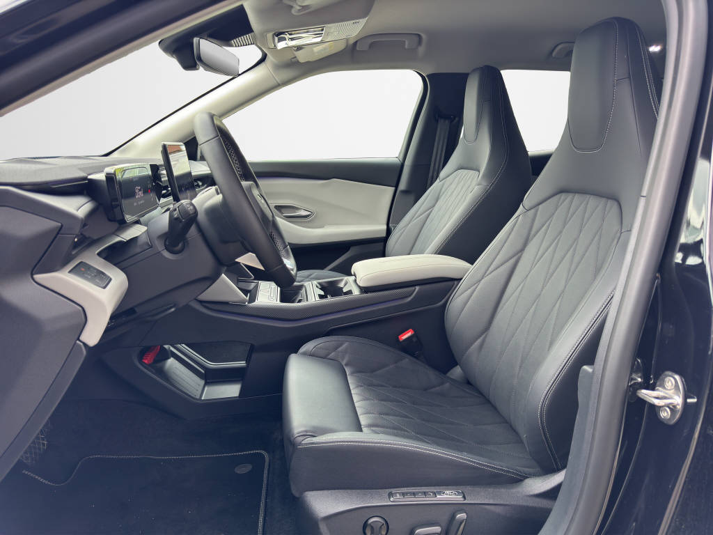 FORD Explorer Extended Range Premium AWD-image-8