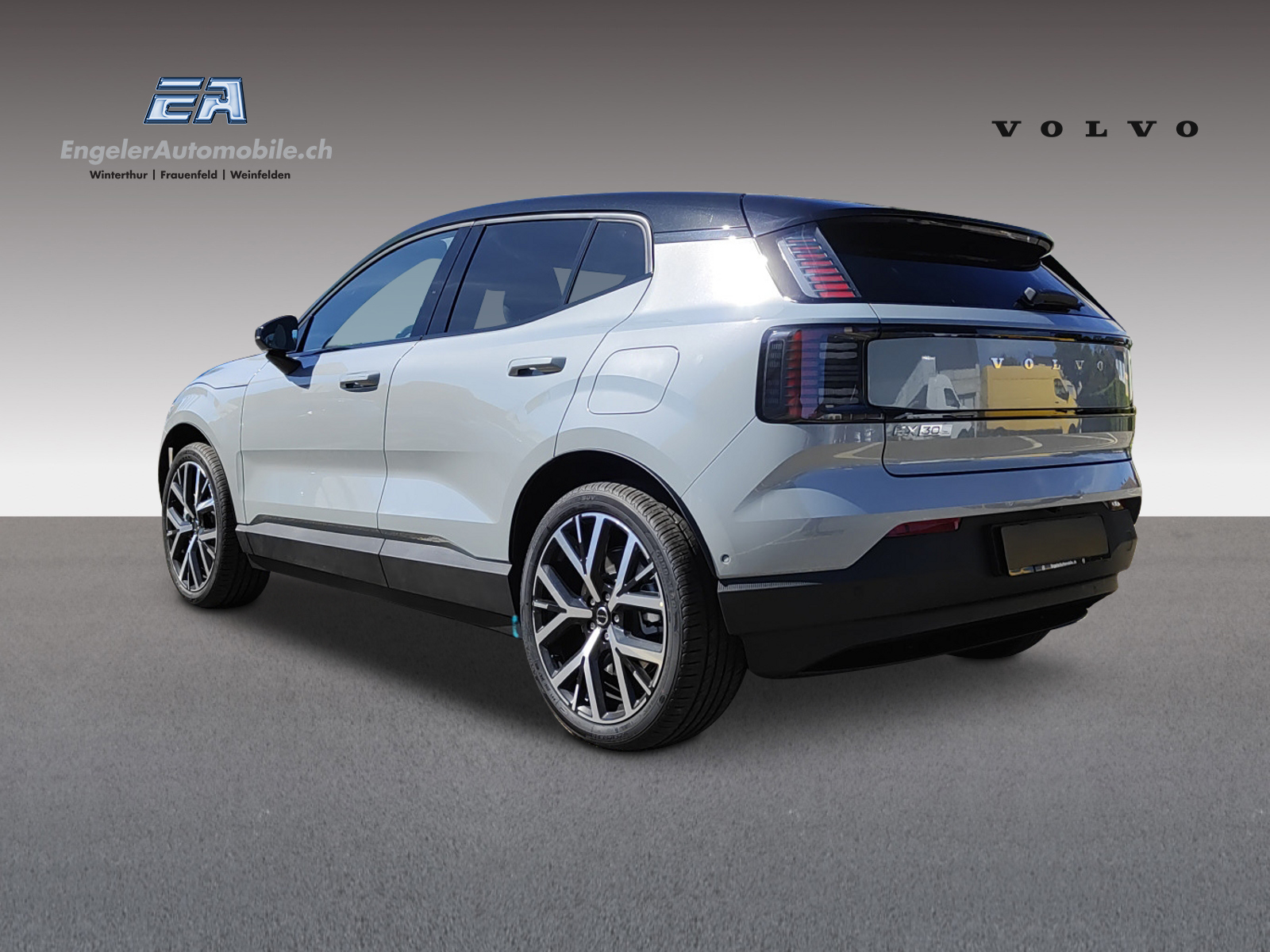 VOLVO EX30 E60 69kWh Twin Ultra-showroom-element-3