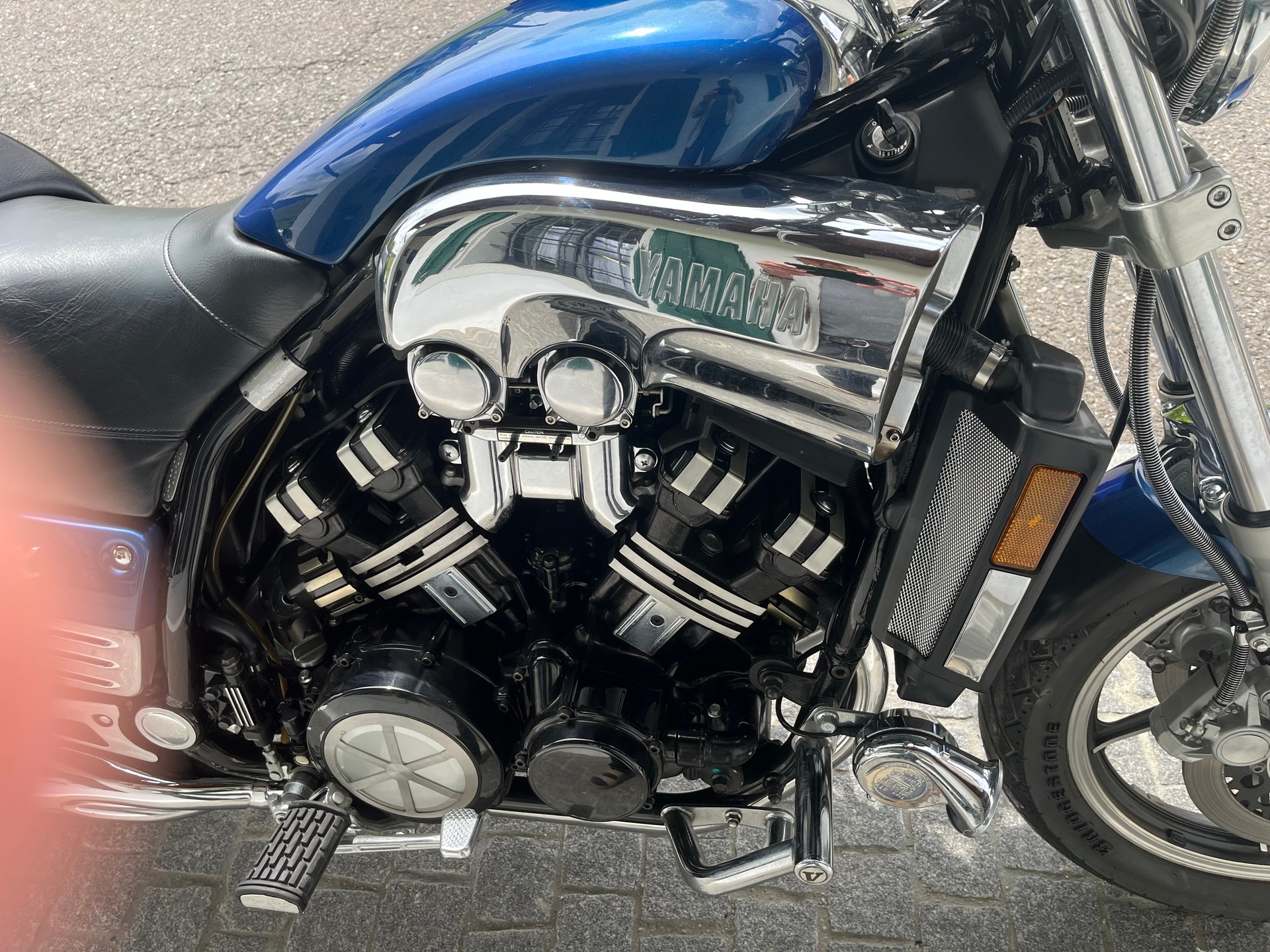 YAMAHA V-Max Egli-image-3