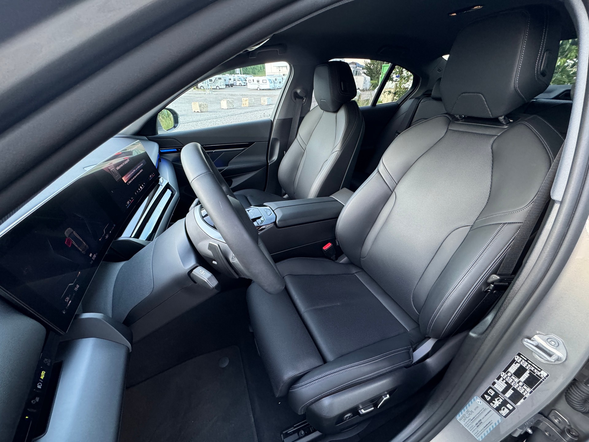 BMW 520d xDrive 48V Steptronic Neues Modell 379.- im Monat đ-image-11