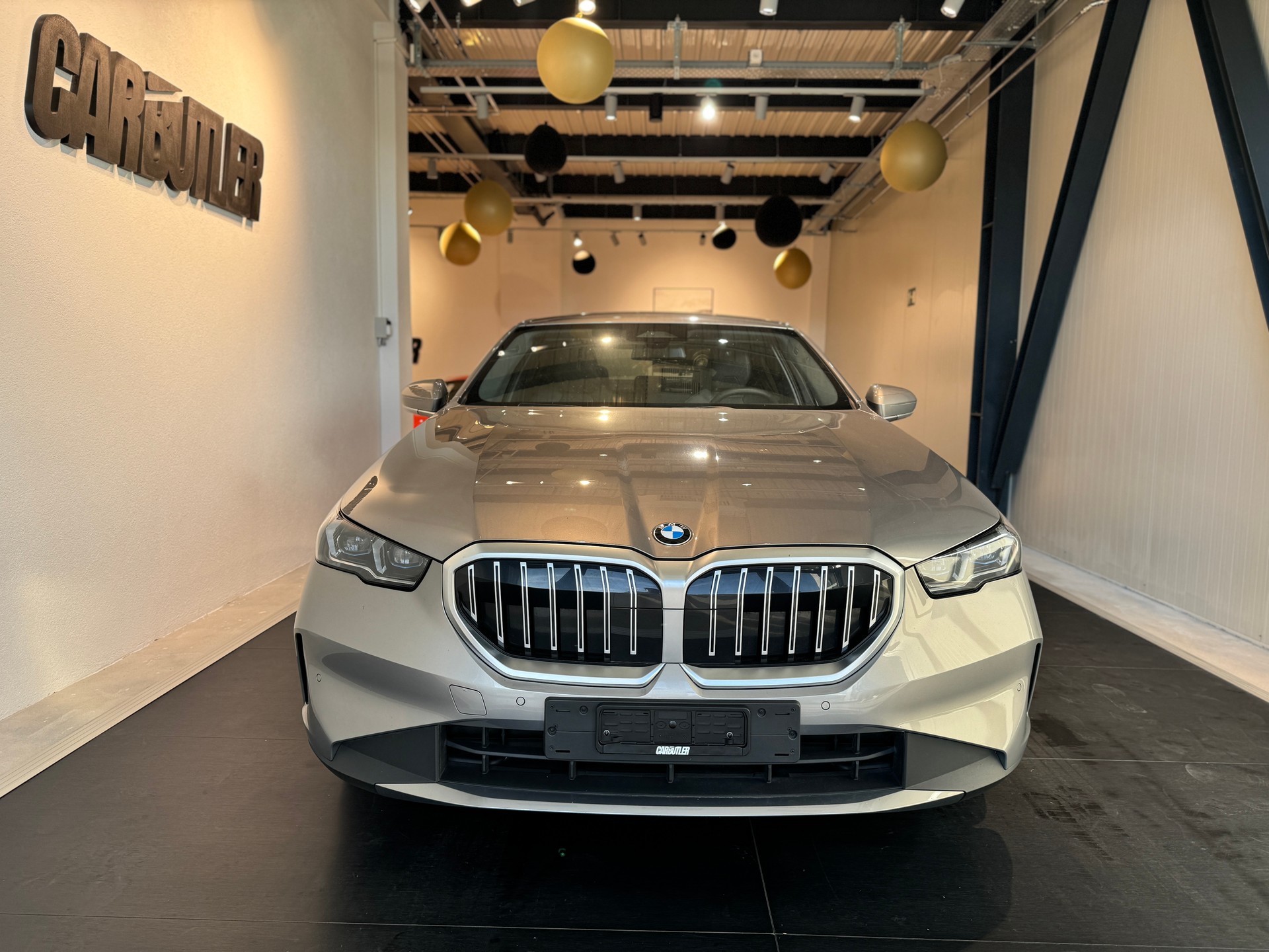 BMW 520d xDrive 48V Steptronic Neues Modell 379.- im Monat đ-image-3