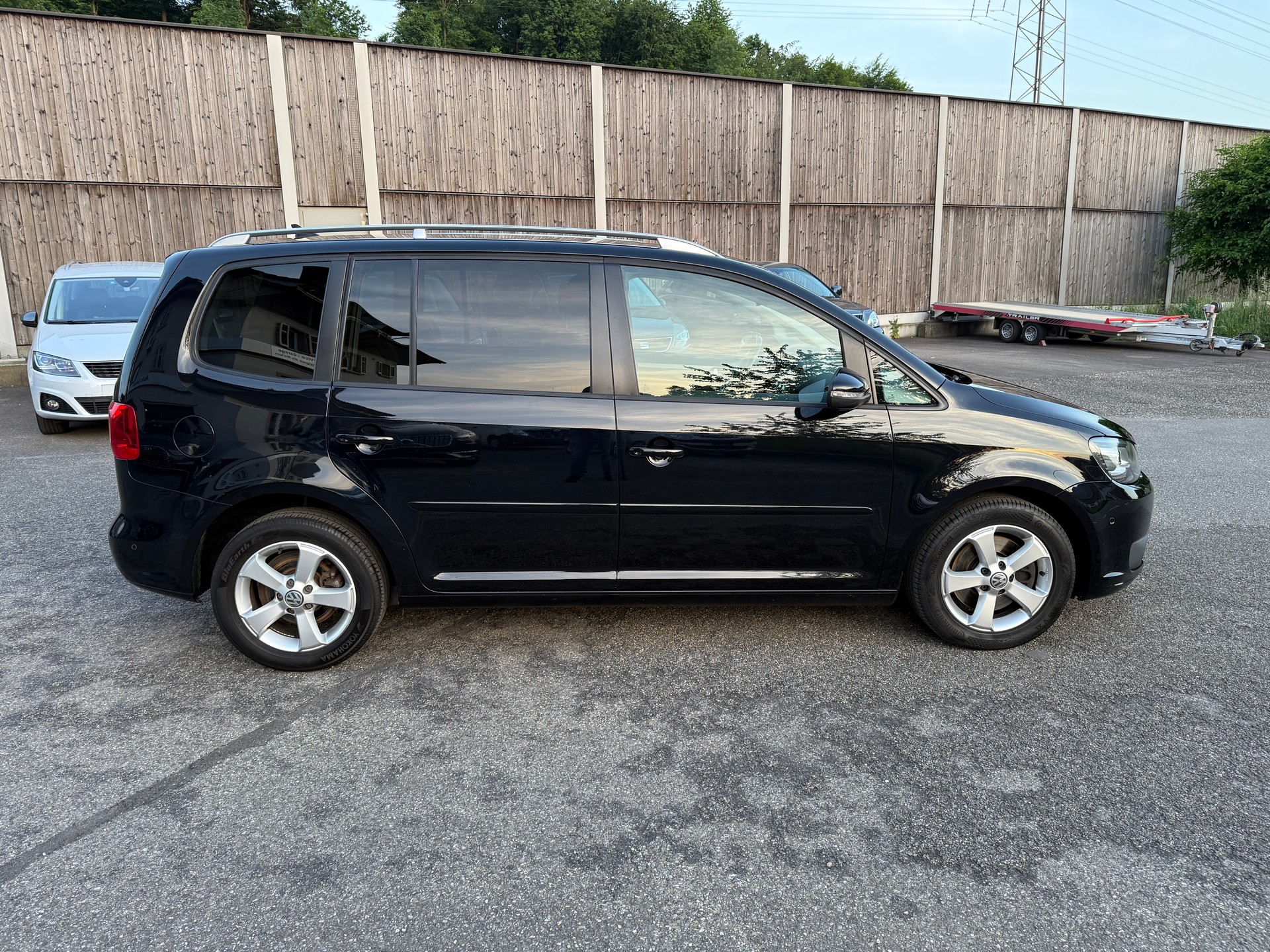 VW Touran 1.4 TSI Highline DSG-image-5