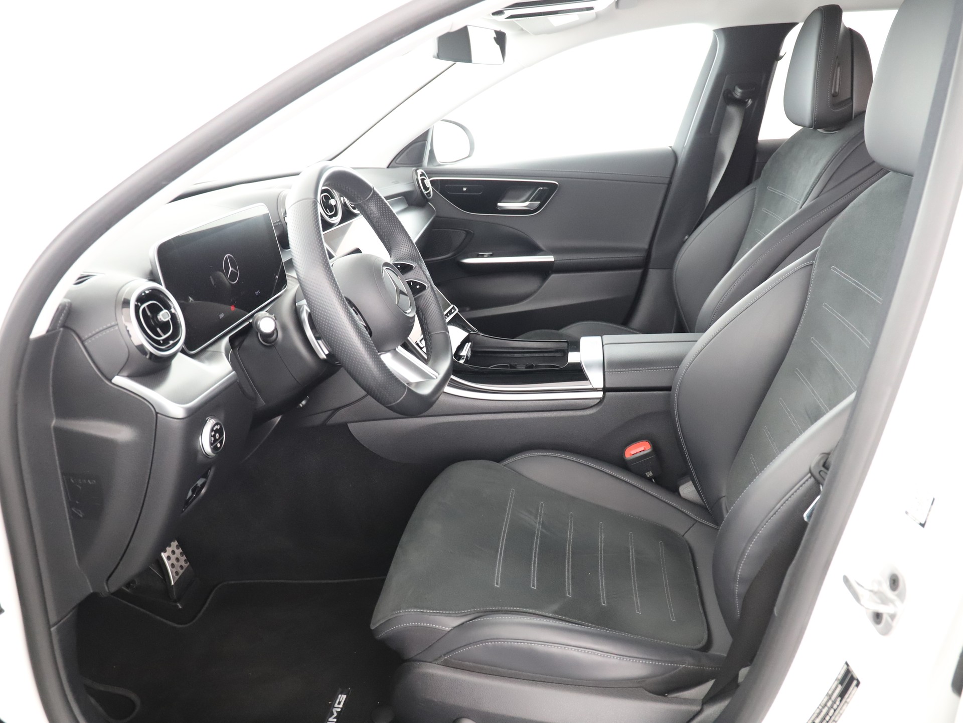 MERCEDES-BENZ C 220 d T 4M Swiss Star-image-9