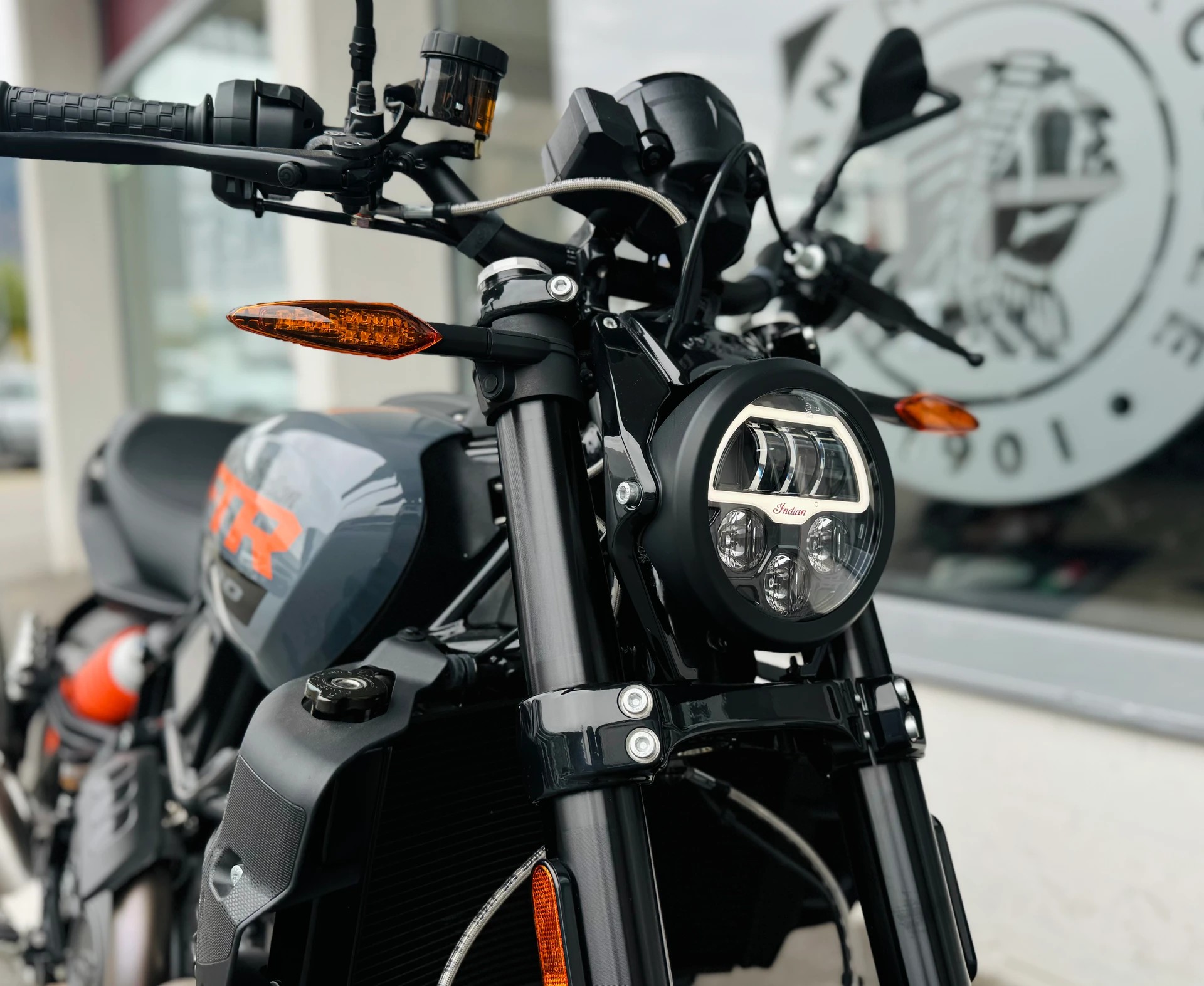 INDIAN FTR 1200 Stealth Gray-image-1