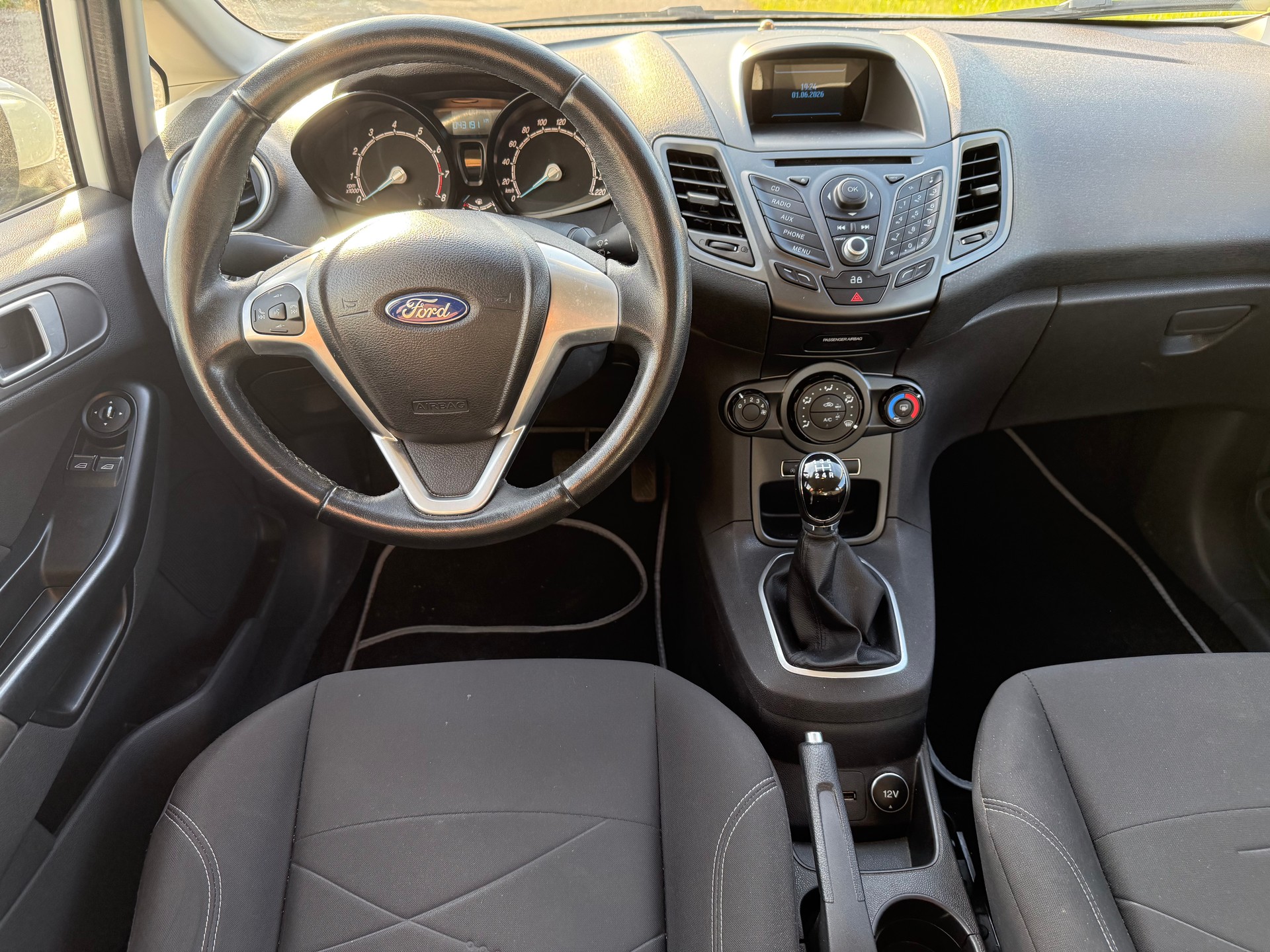 FORD Fiesta 1.0 Trend-image-5