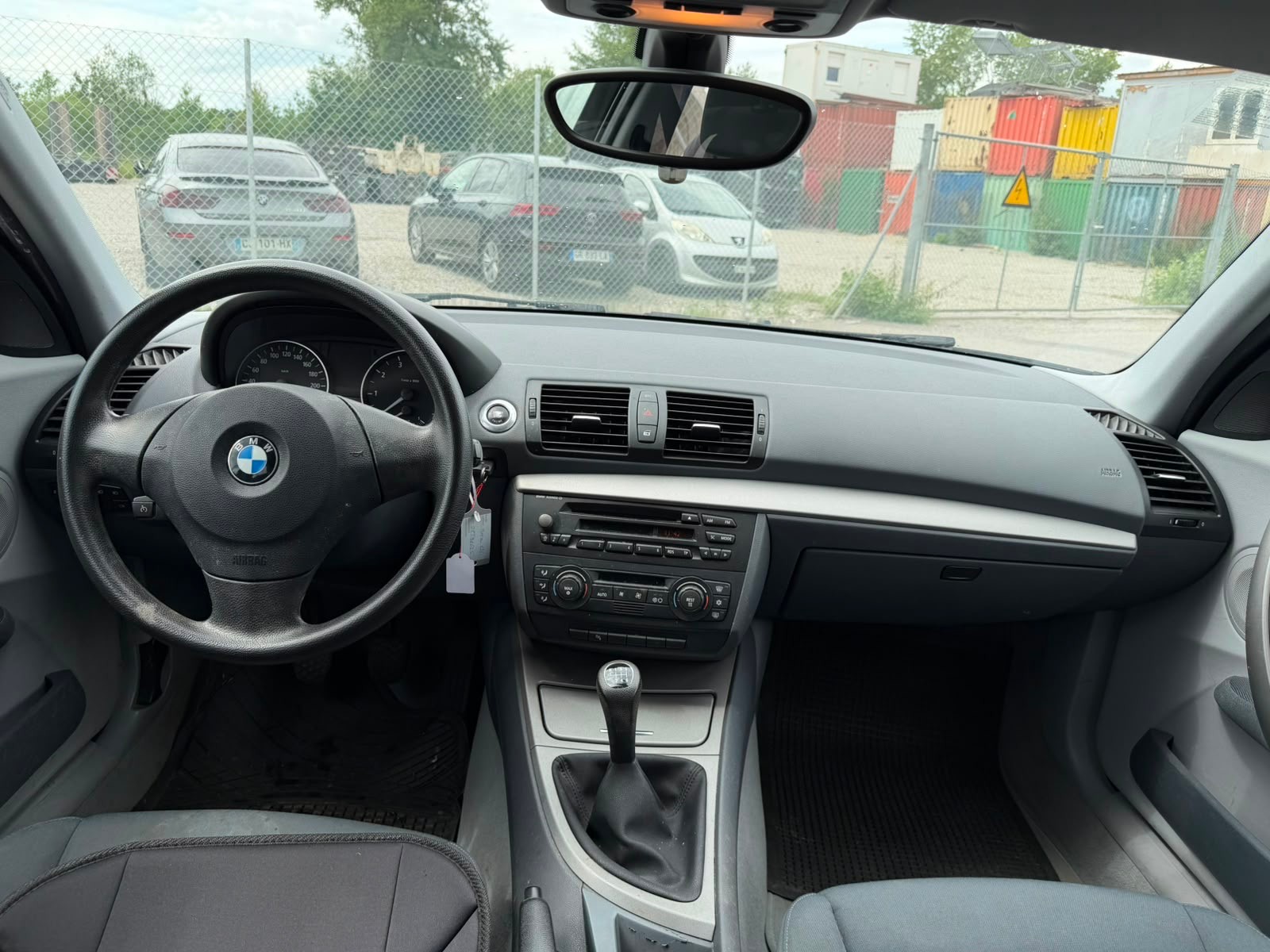 BMW 116i-image-9