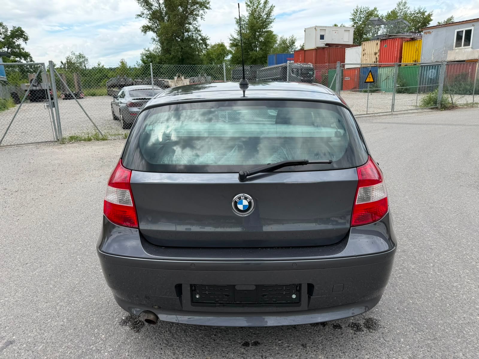 BMW 116i-image-7