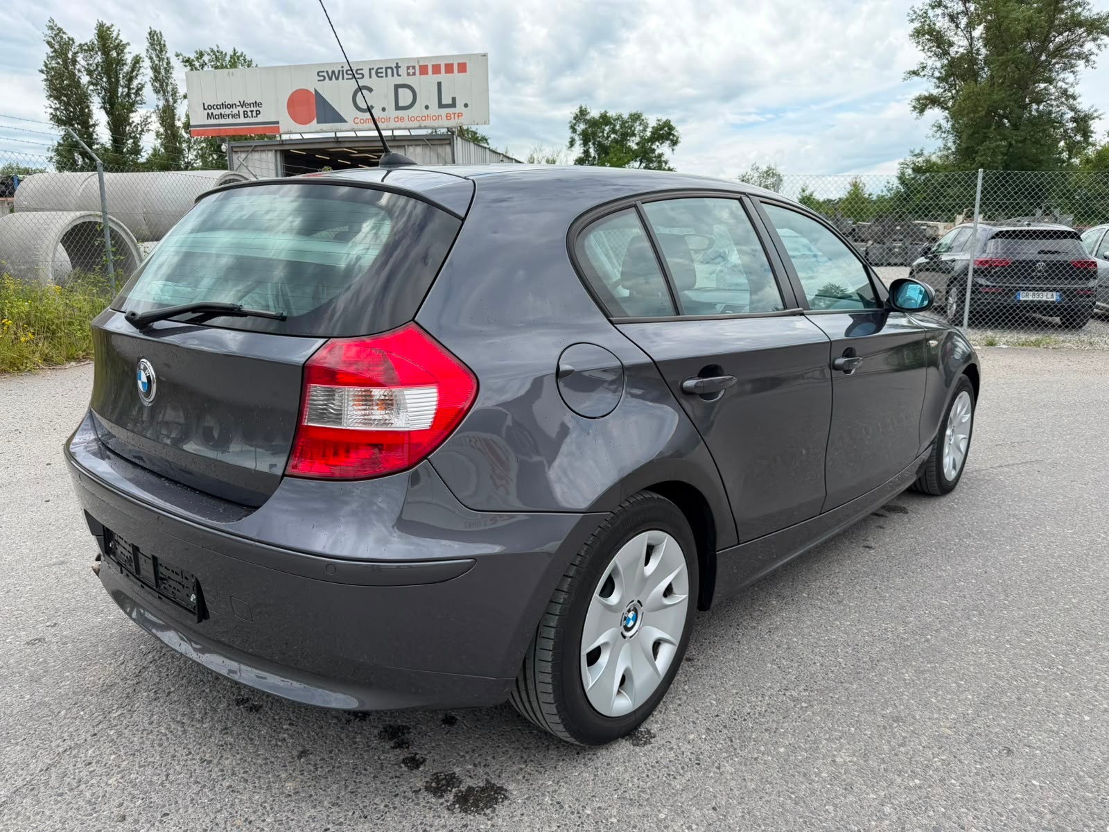 BMW 116i-image-4