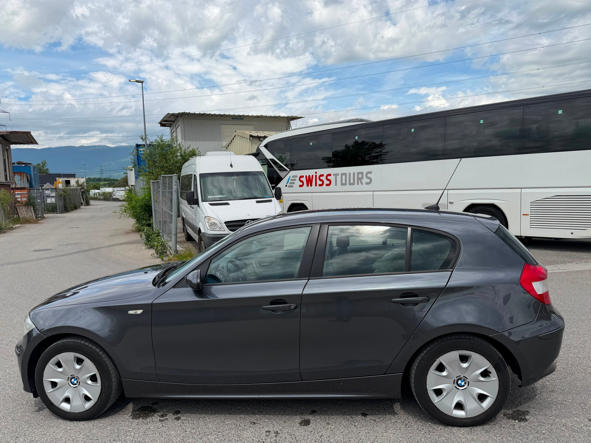 BMW 116i-image-5