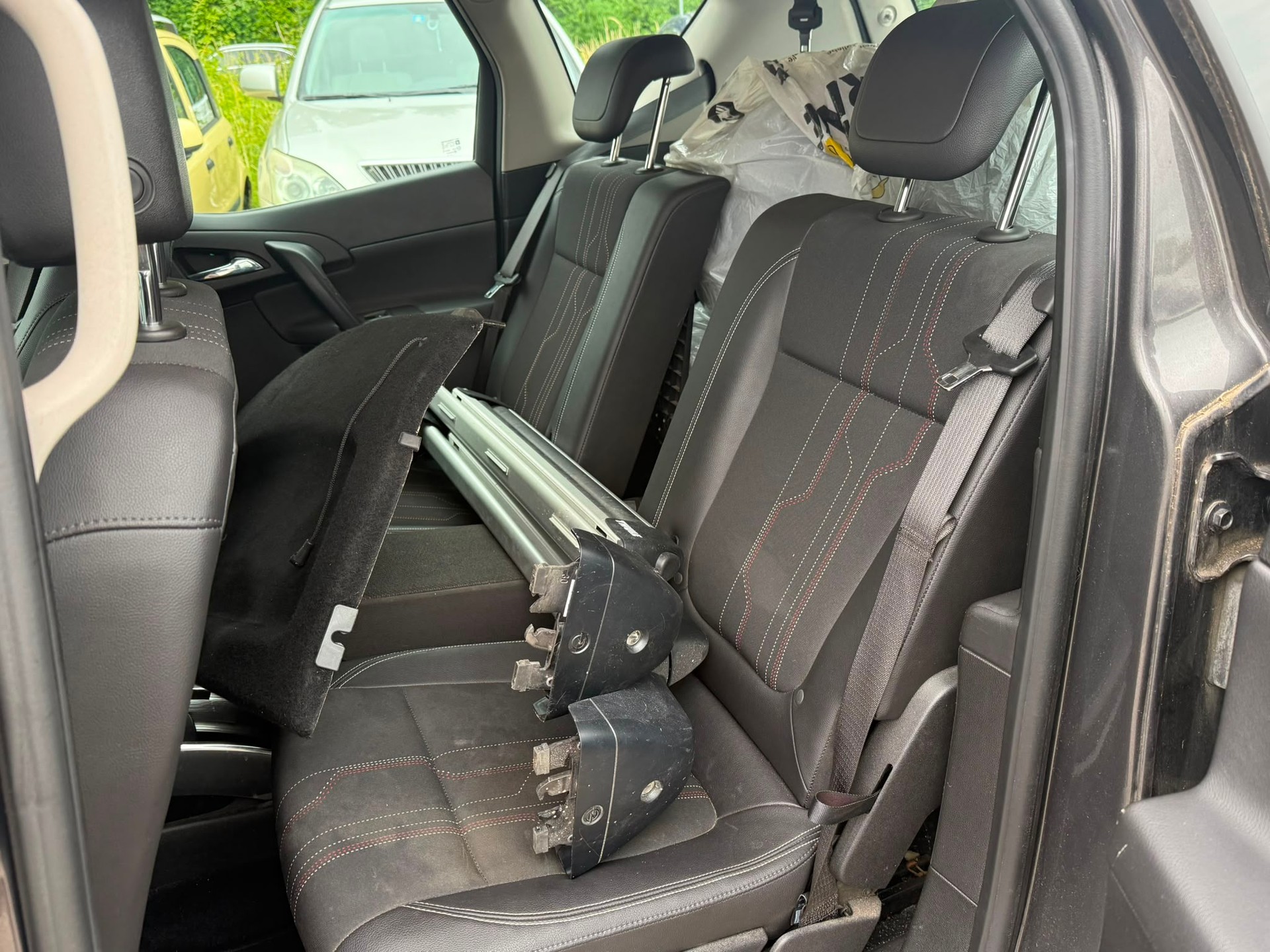 OPEL Meriva 1.4 Turbo Automatic-image-9
