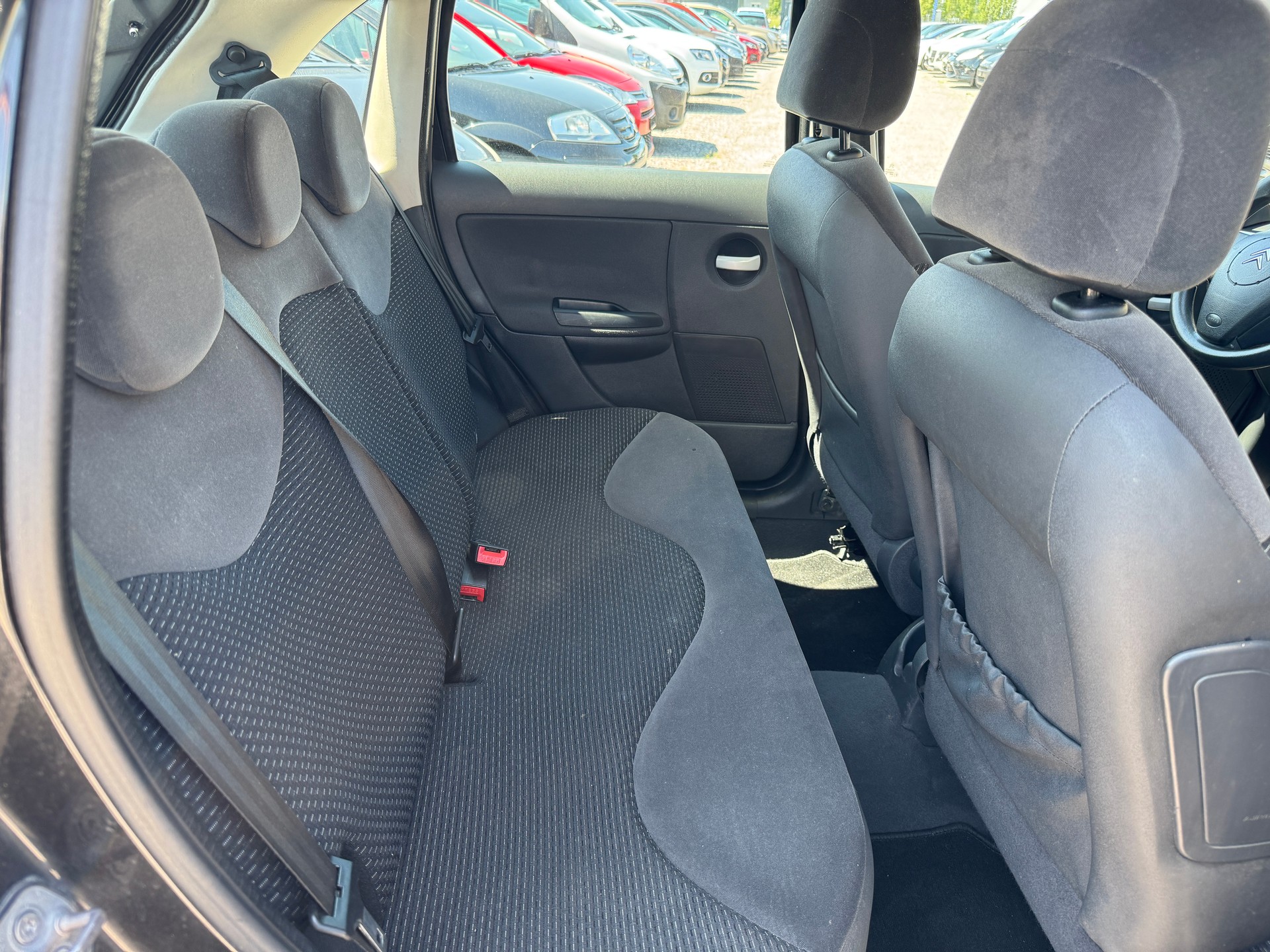 CITROEN C3 1.4i 16V Stop&Start Sensodrive-image-11