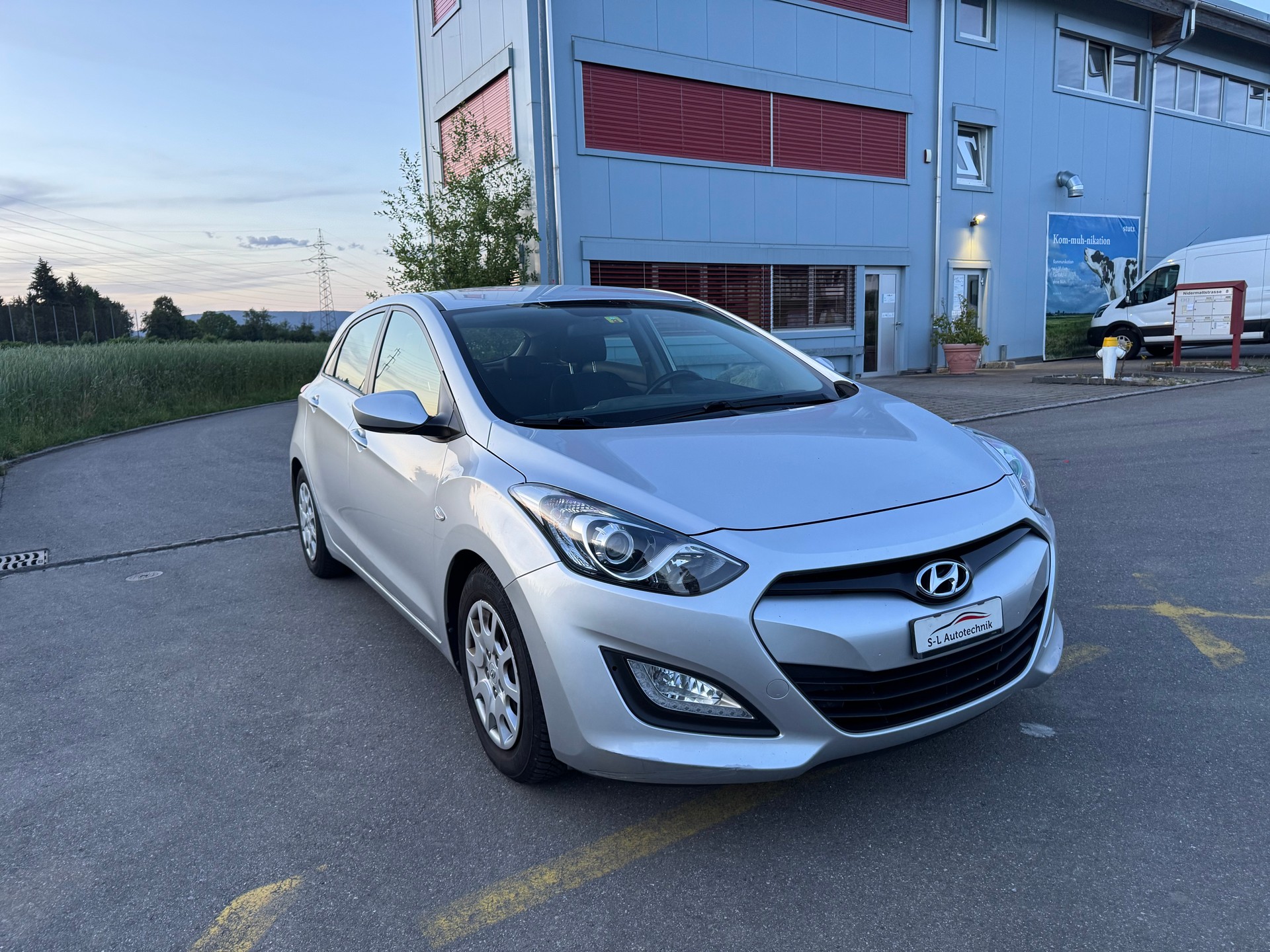 HYUNDAI i30 1.4 Comfort-showroom-element-2