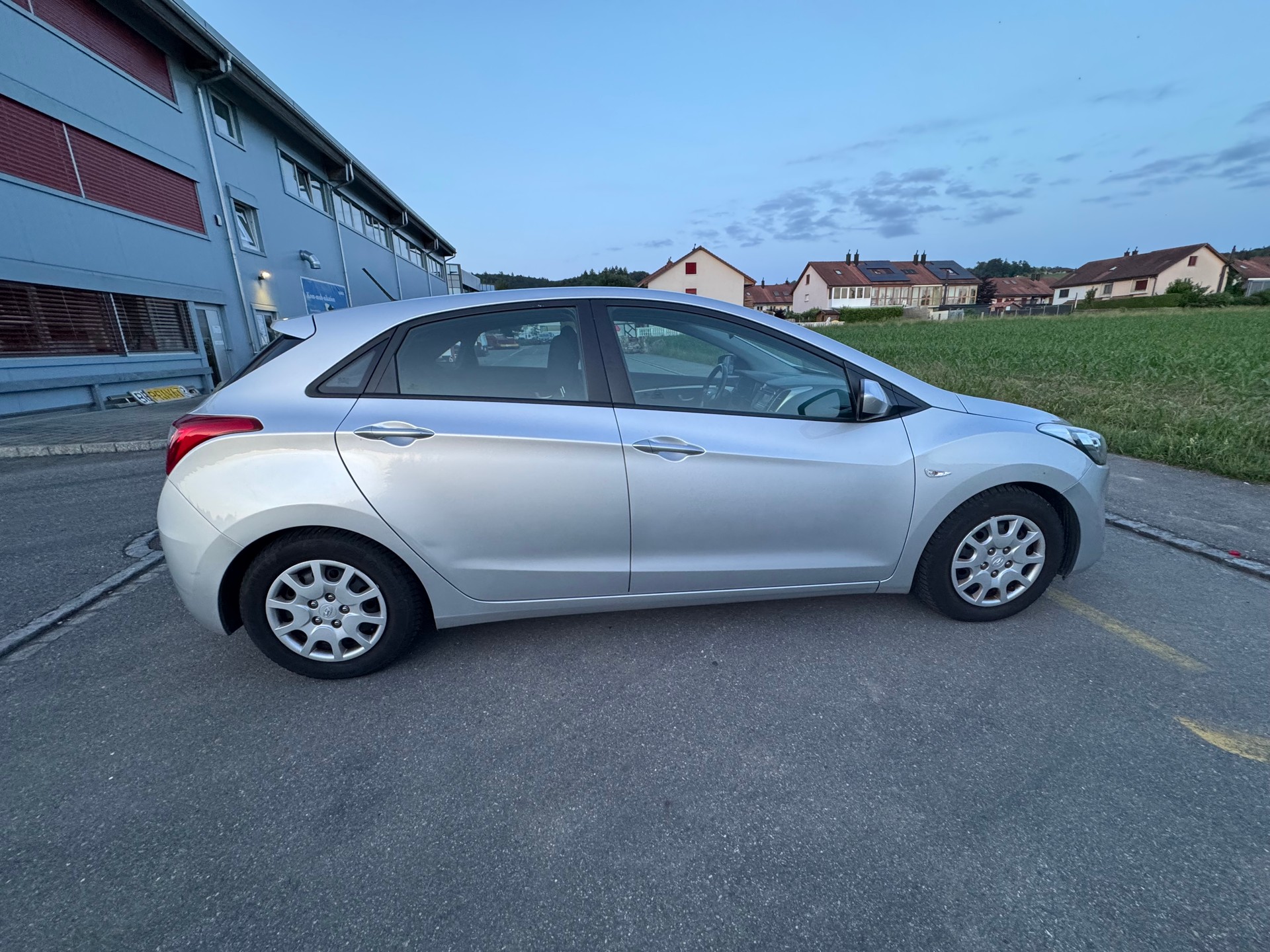 HYUNDAI i30 1.4 Comfort-image-7
