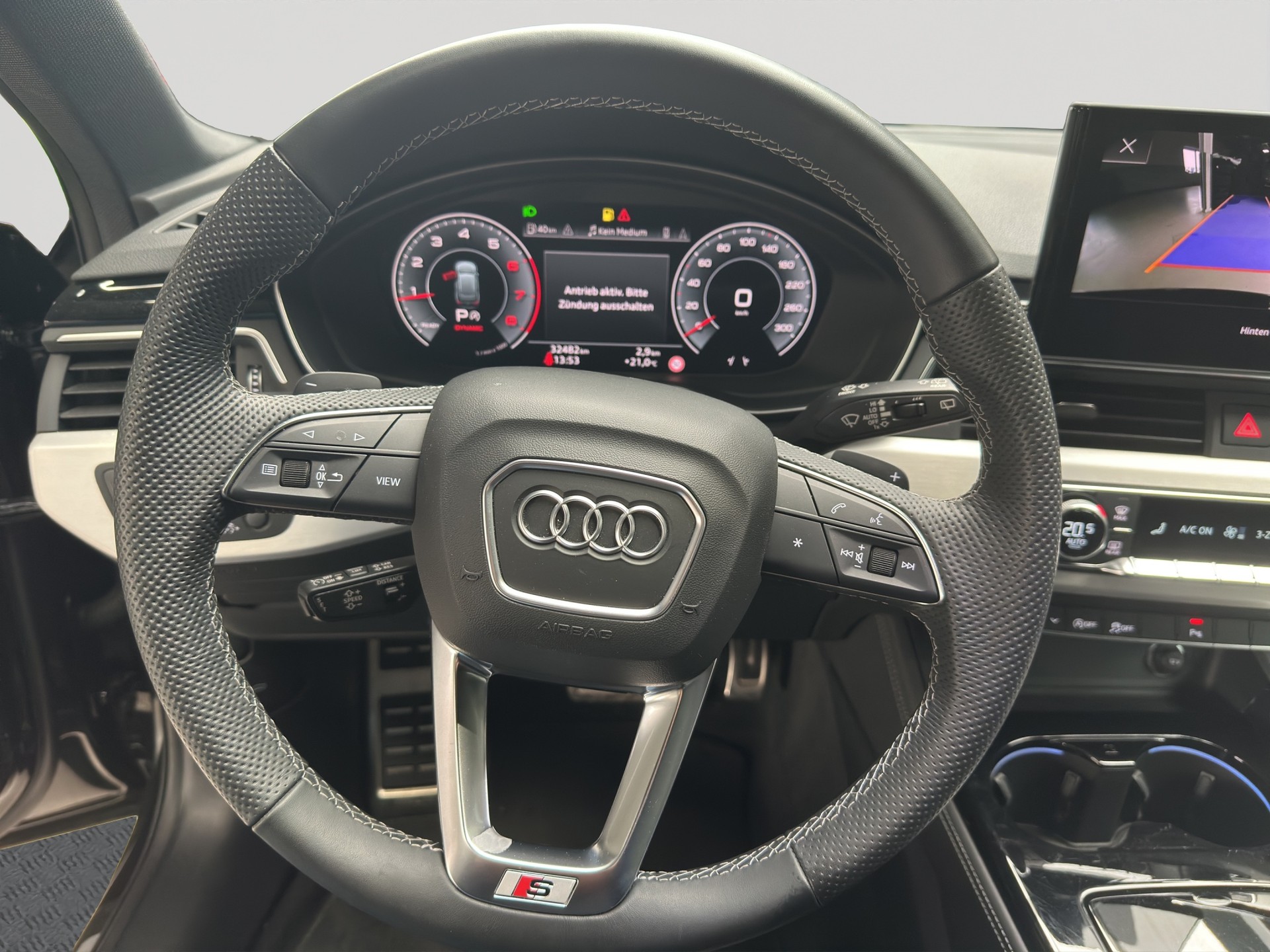 AUDI A4 Avant 40 TFSI S line S-tronic quattro S-Line-image-10