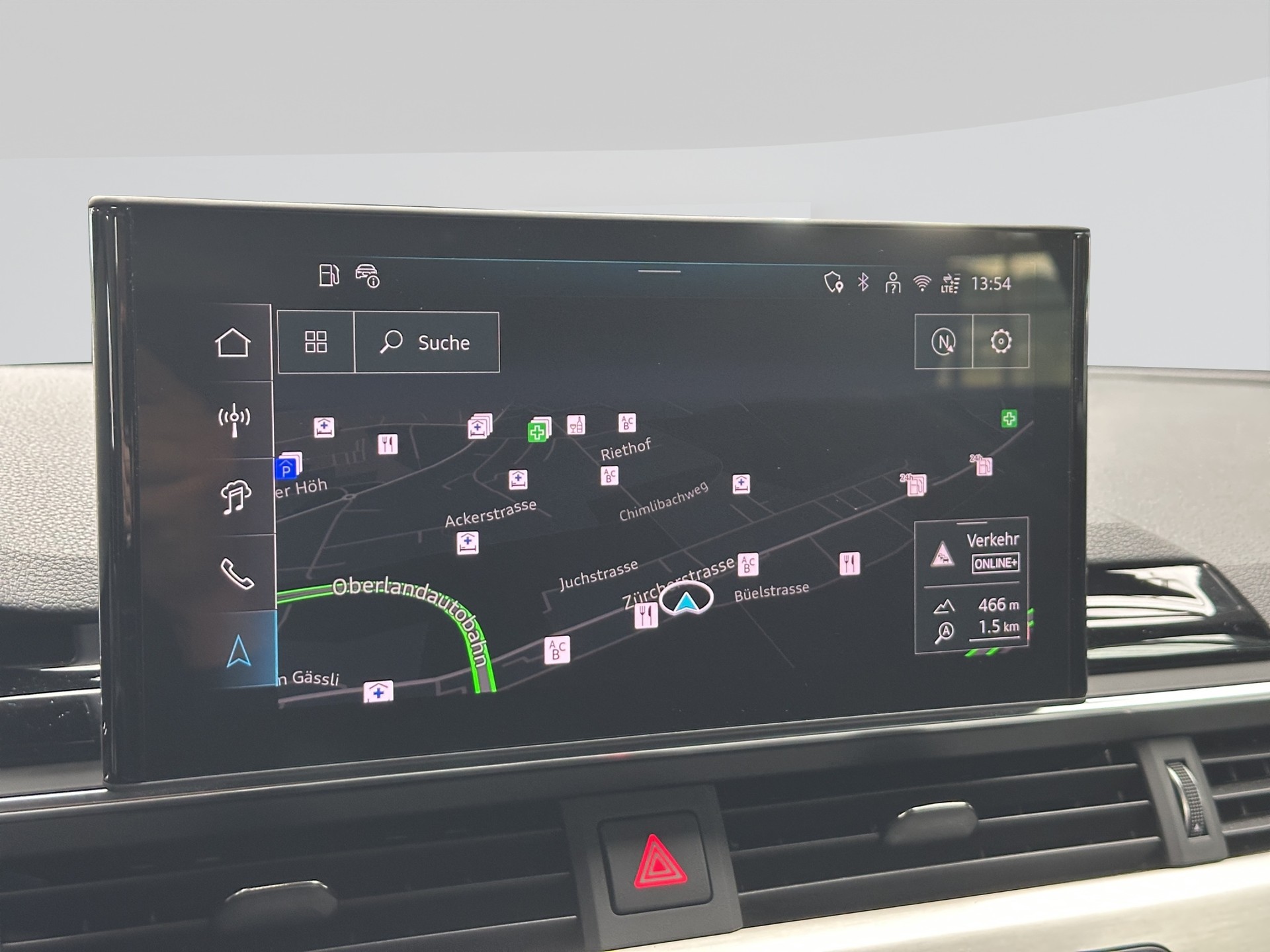 AUDI A4 Avant 40 TFSI S line S-tronic quattro S-Line-image-12