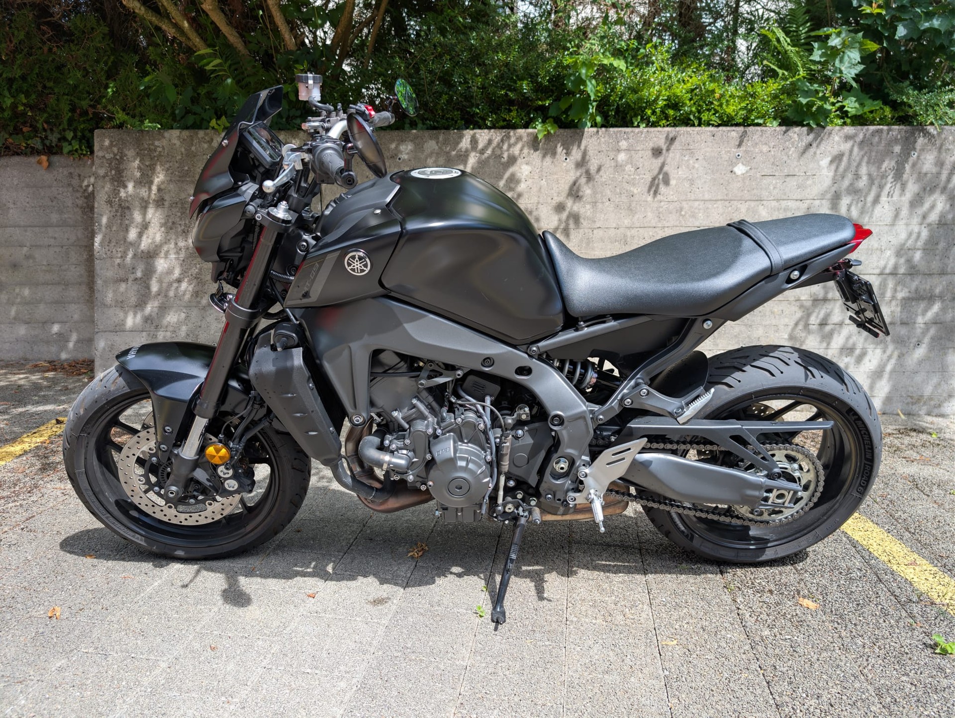 YAMAHA MT-09-image-3