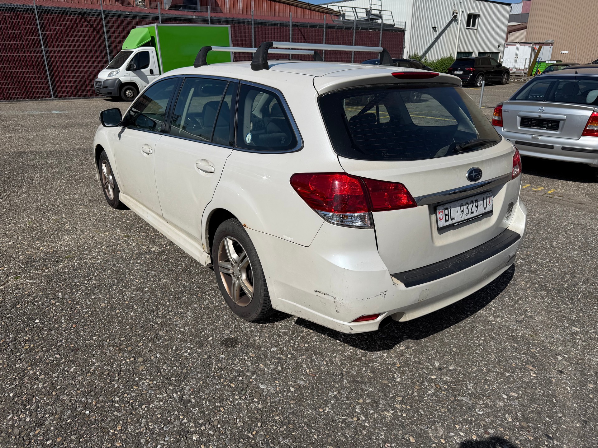 SUBARU Legacy 2.0i Swiss AWD-image-4