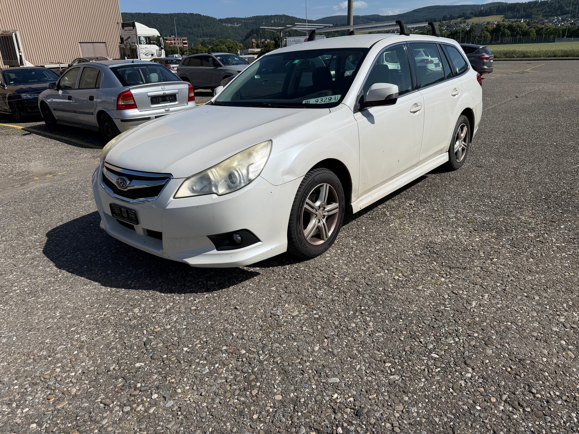 SUBARU Legacy 2.0i Swiss AWD-image-1