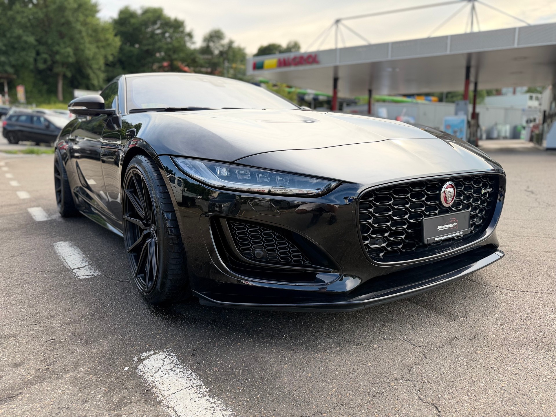 JAGUAR F-Type Coupé 5.0 V8 R-Dynamic Automatik-showroom-element-1