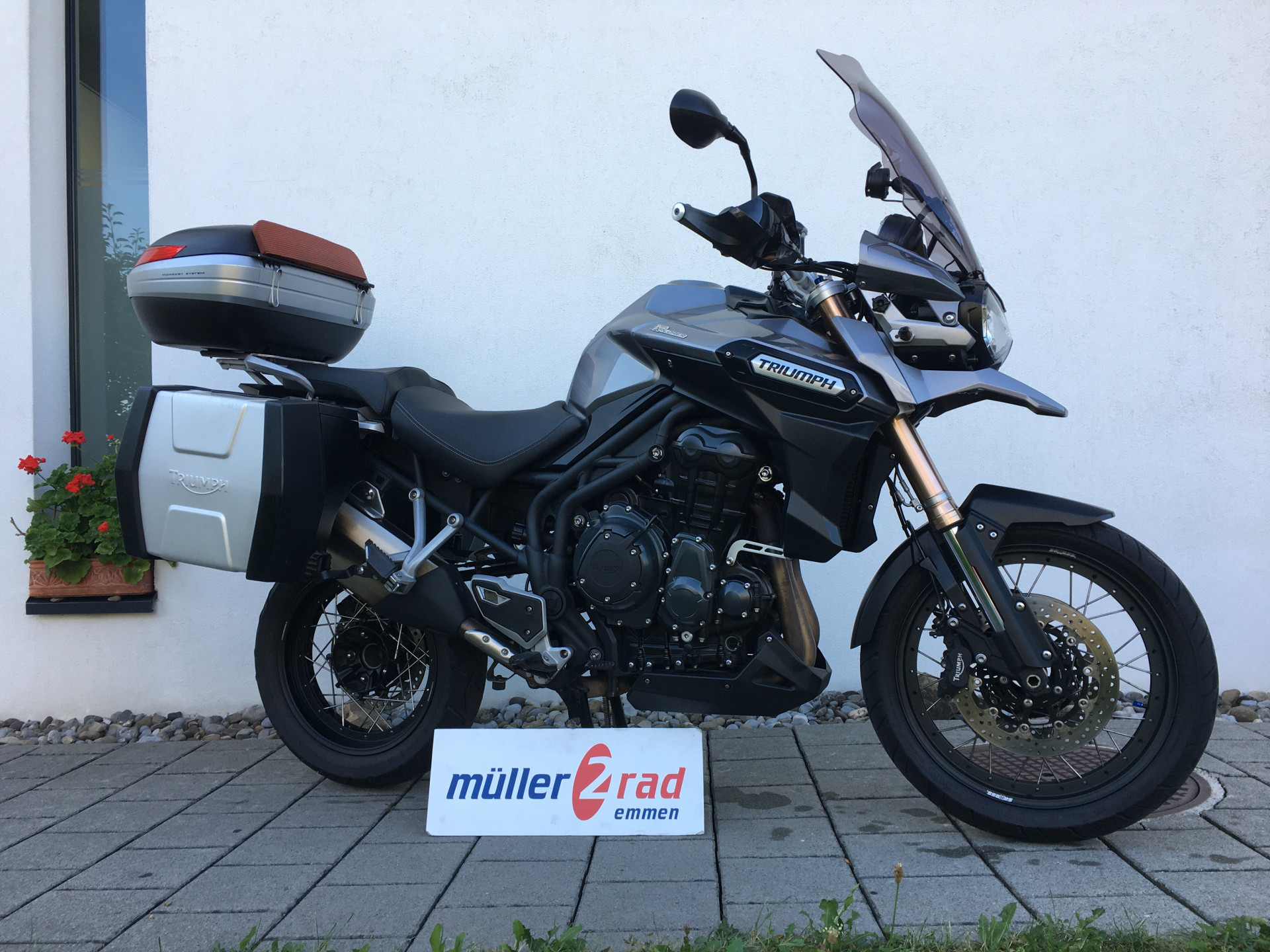TRIUMPH Tiger 1200 Explorer-image-0
