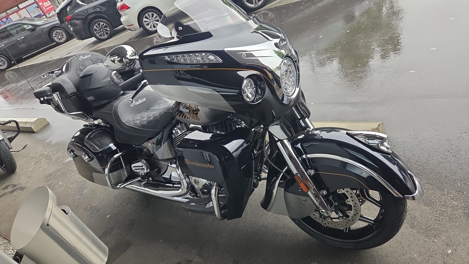 INDIAN Roadmaster Power Plus Limited-image-10