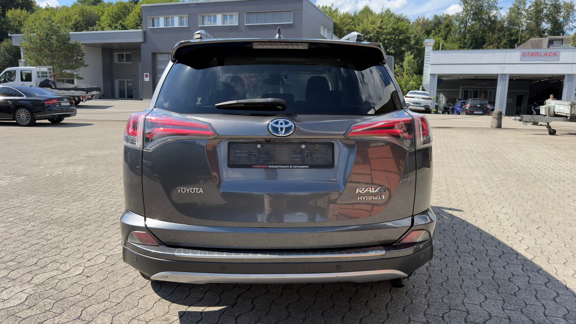 TOYOTA RAV-4 2.5 HSD Trend e-CVT-showroom-element-3