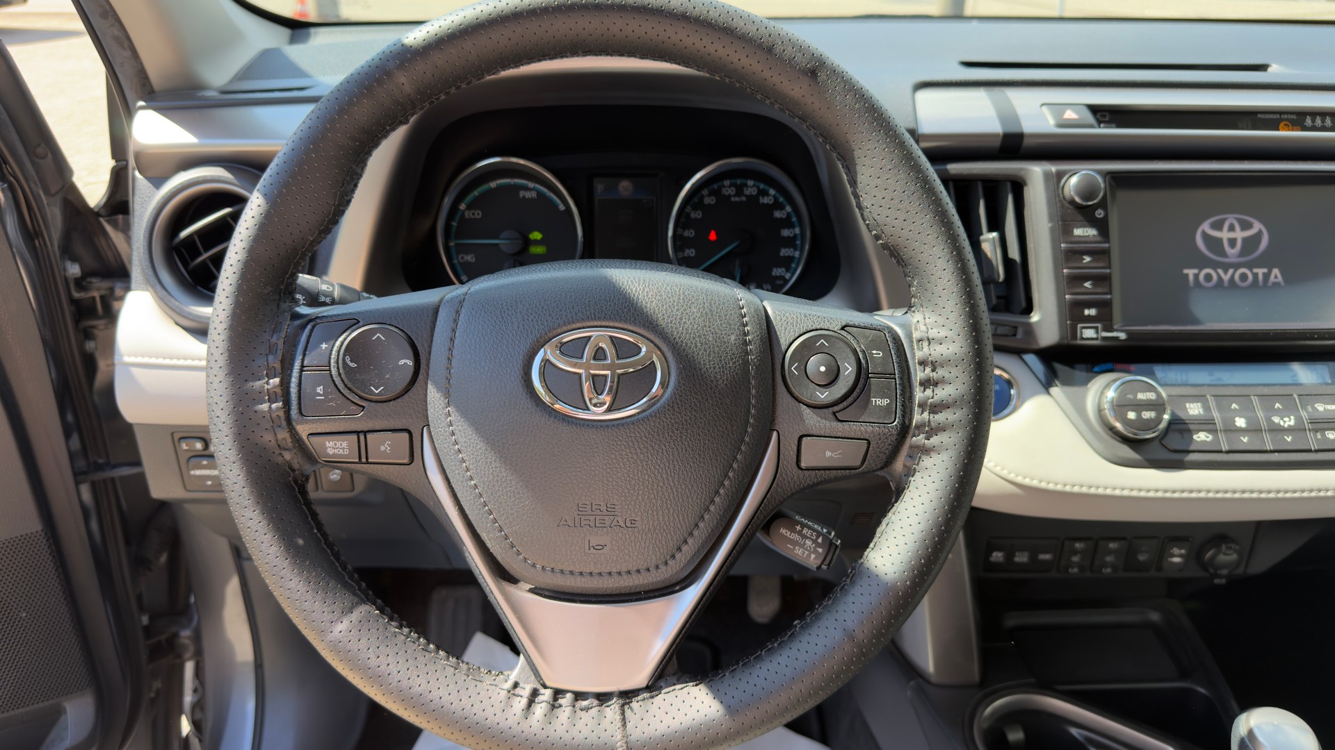 TOYOTA RAV-4 2.5 HSD Trend e-CVT-image-9