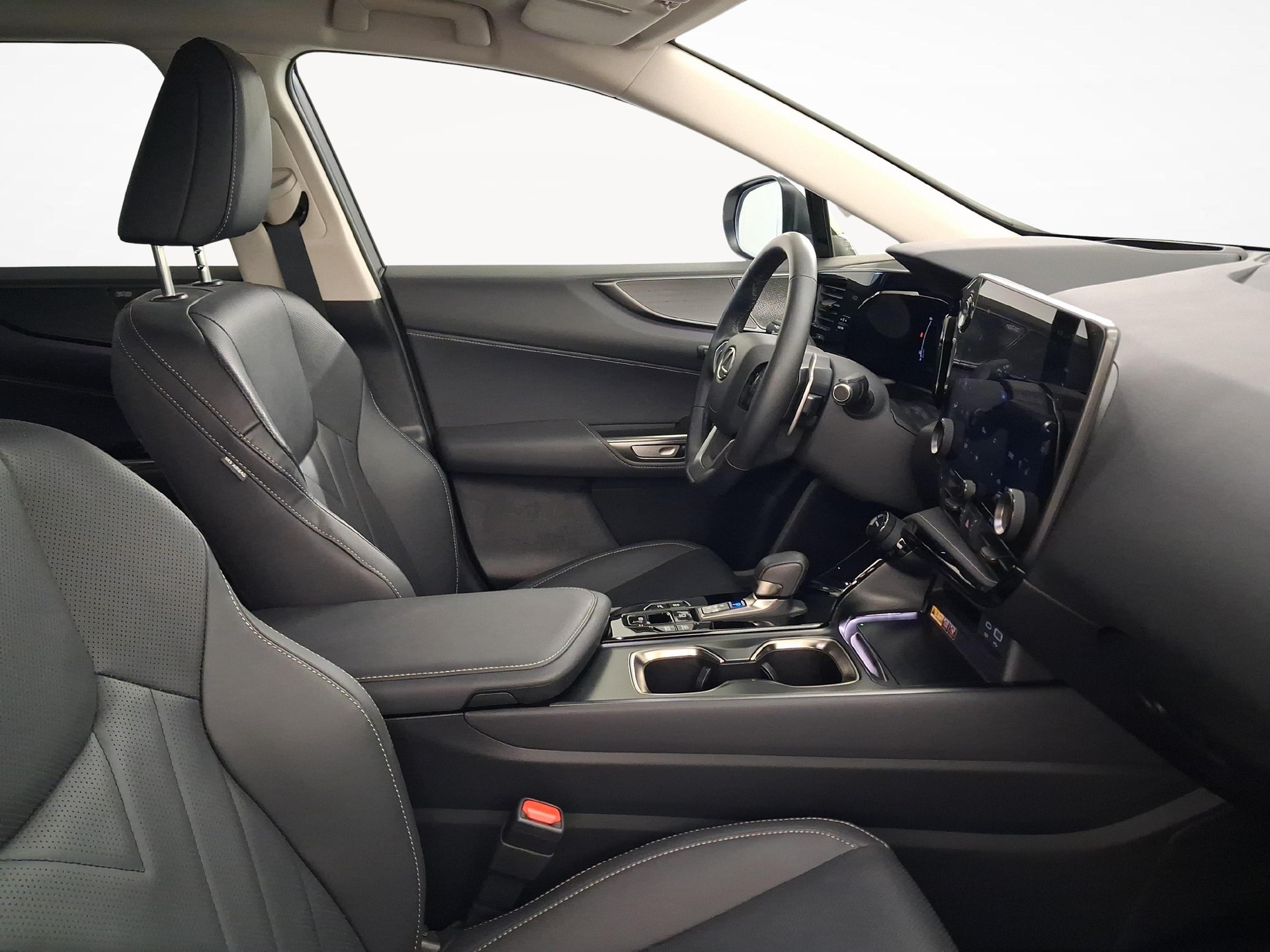 LEXUS NX 450h+ Excellence-image-9
