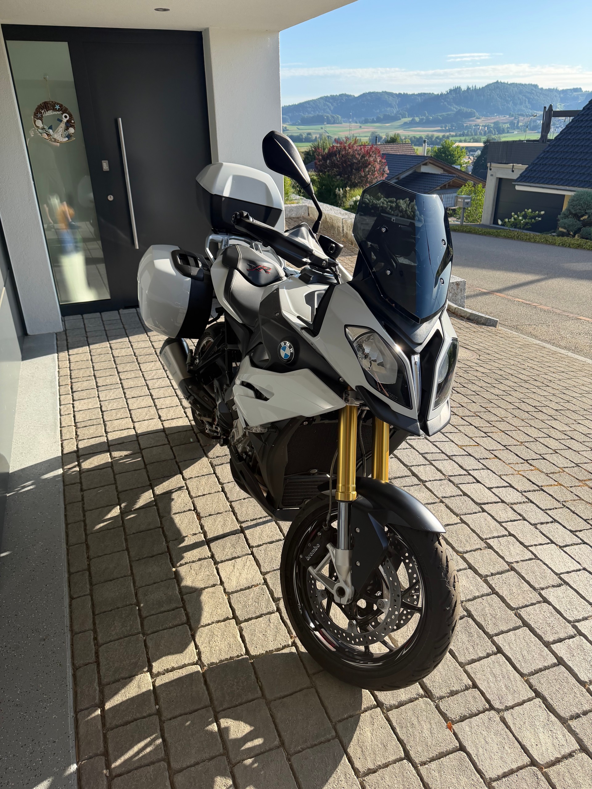 BMW S 1000 XR ABS-image-2