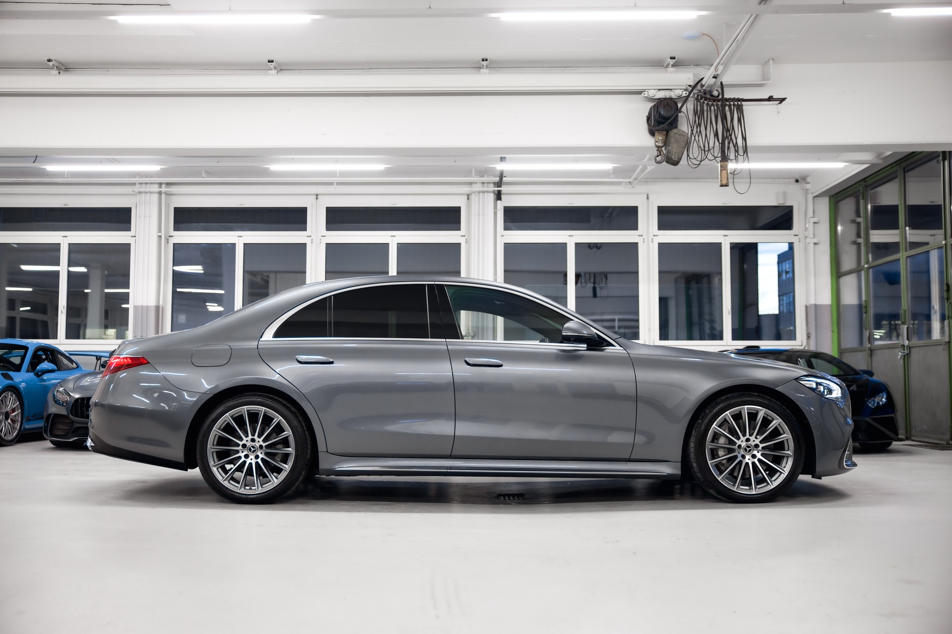 MERCEDES-BENZ S 350 d 4Matic AMG Line 9G-Tronic-showroom-element-3