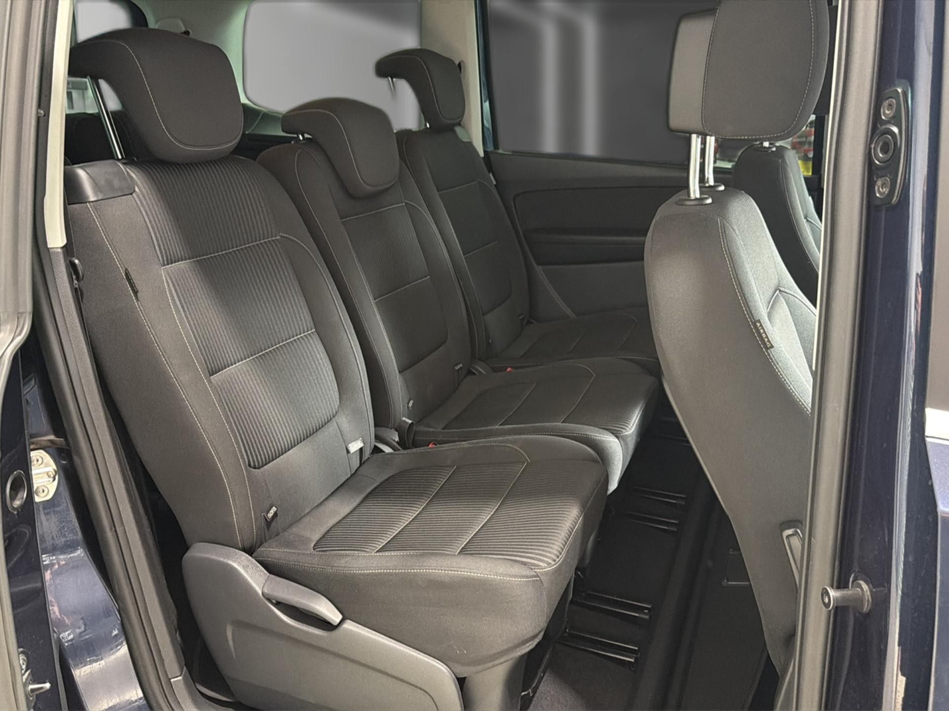 SEAT Alhambra 2.0 TDI Style 4x4-image-14