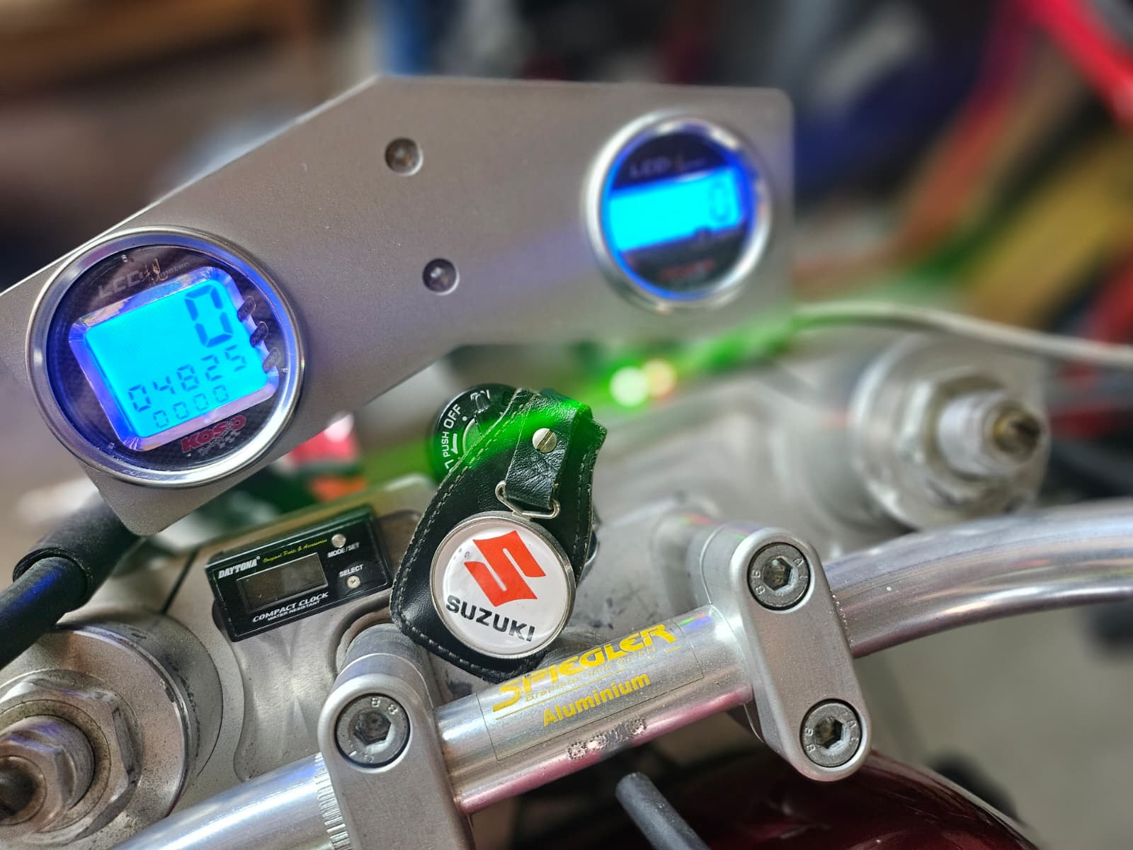 SUZUKI GSX-R 1100 M-image-4
