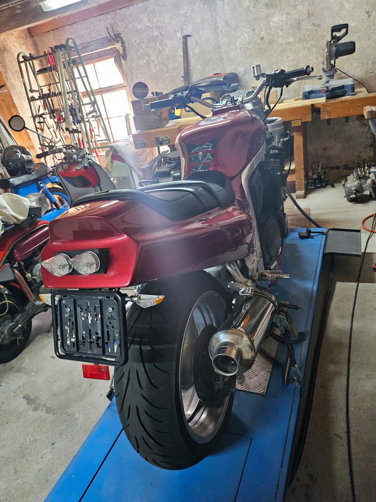 SUZUKI GSX-R 1100 M-image-3