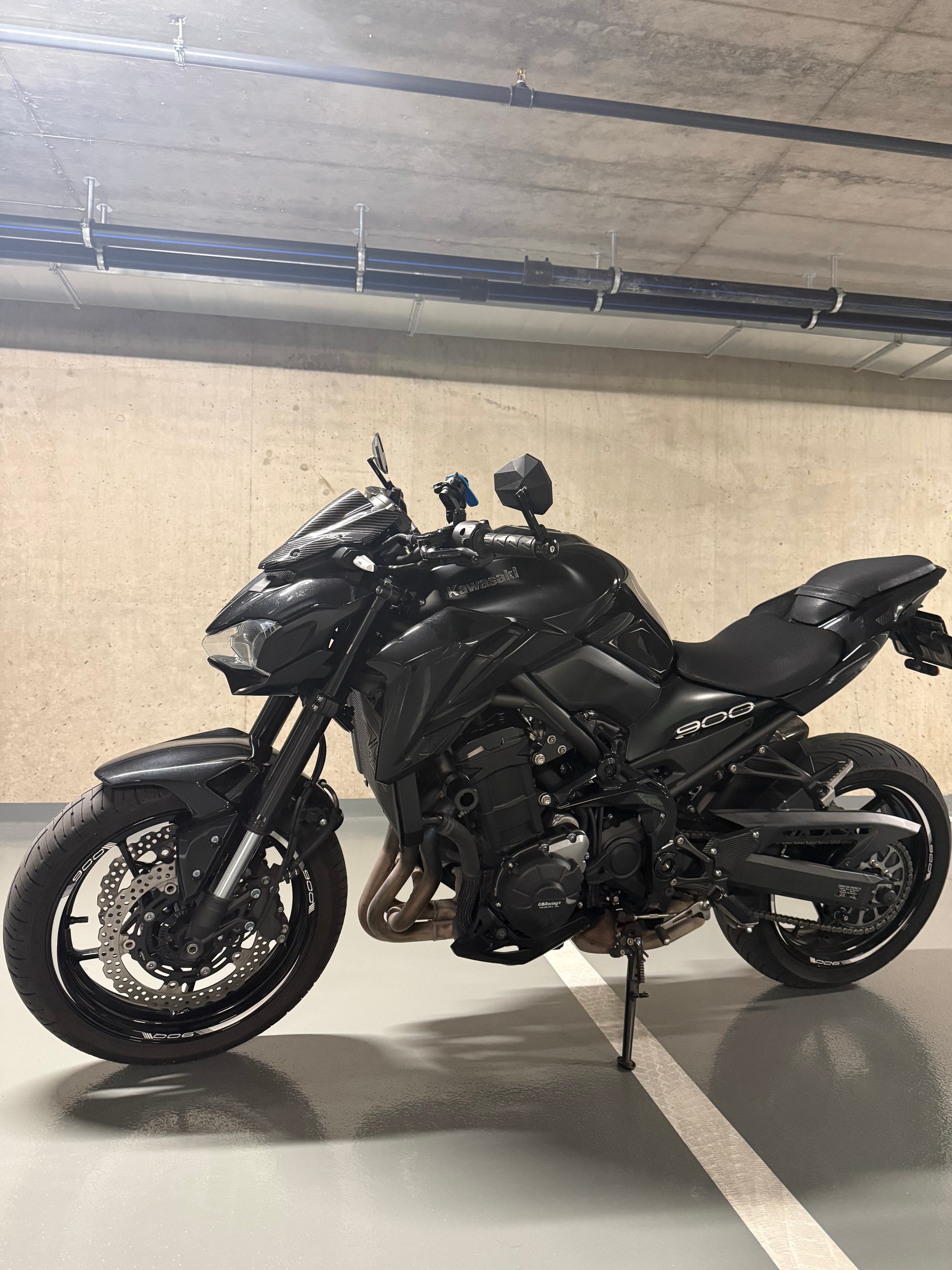 KAWASAKI Z 900-image-0
