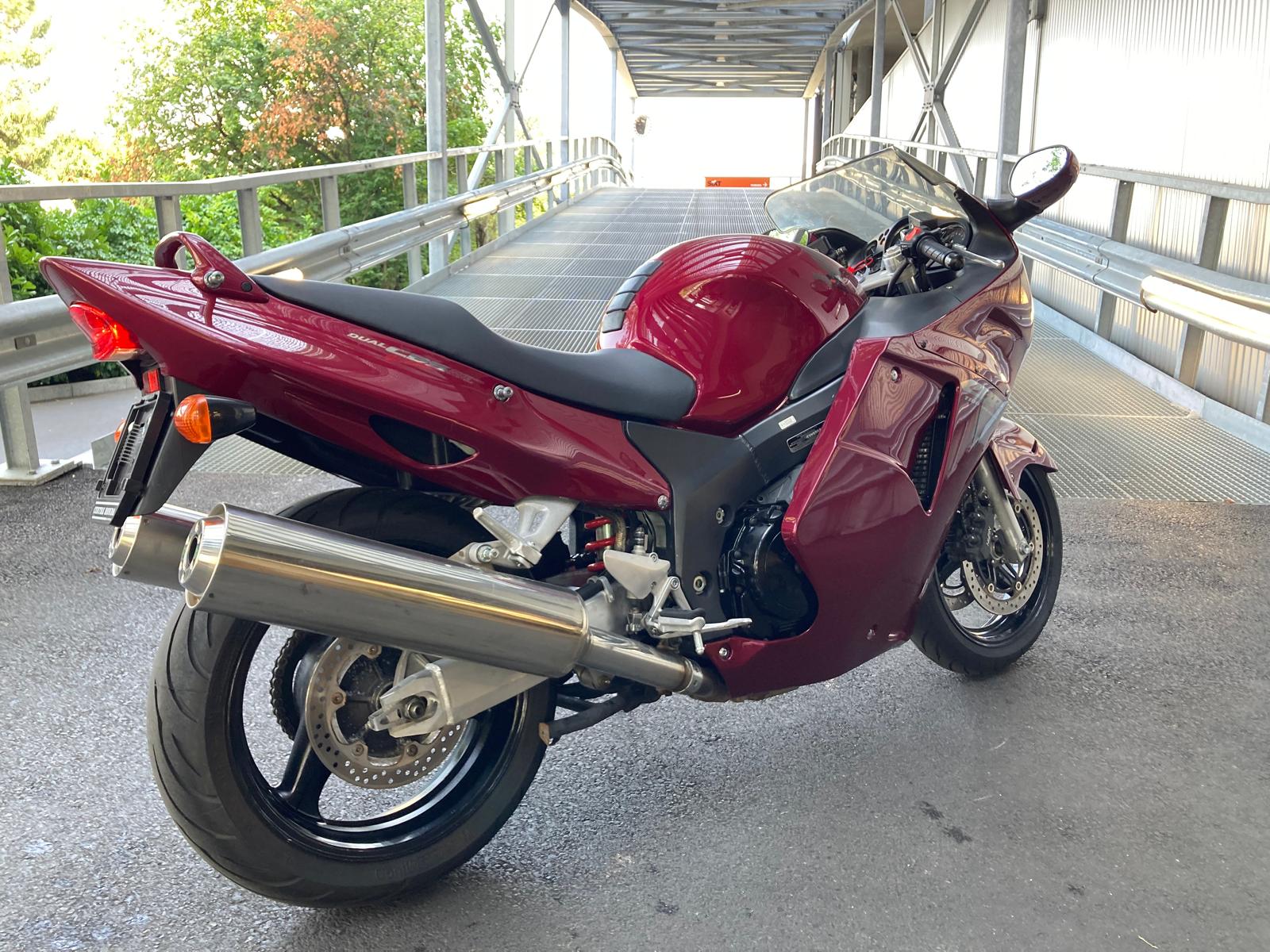 HONDA CBR 1100 X V/W-image-3
