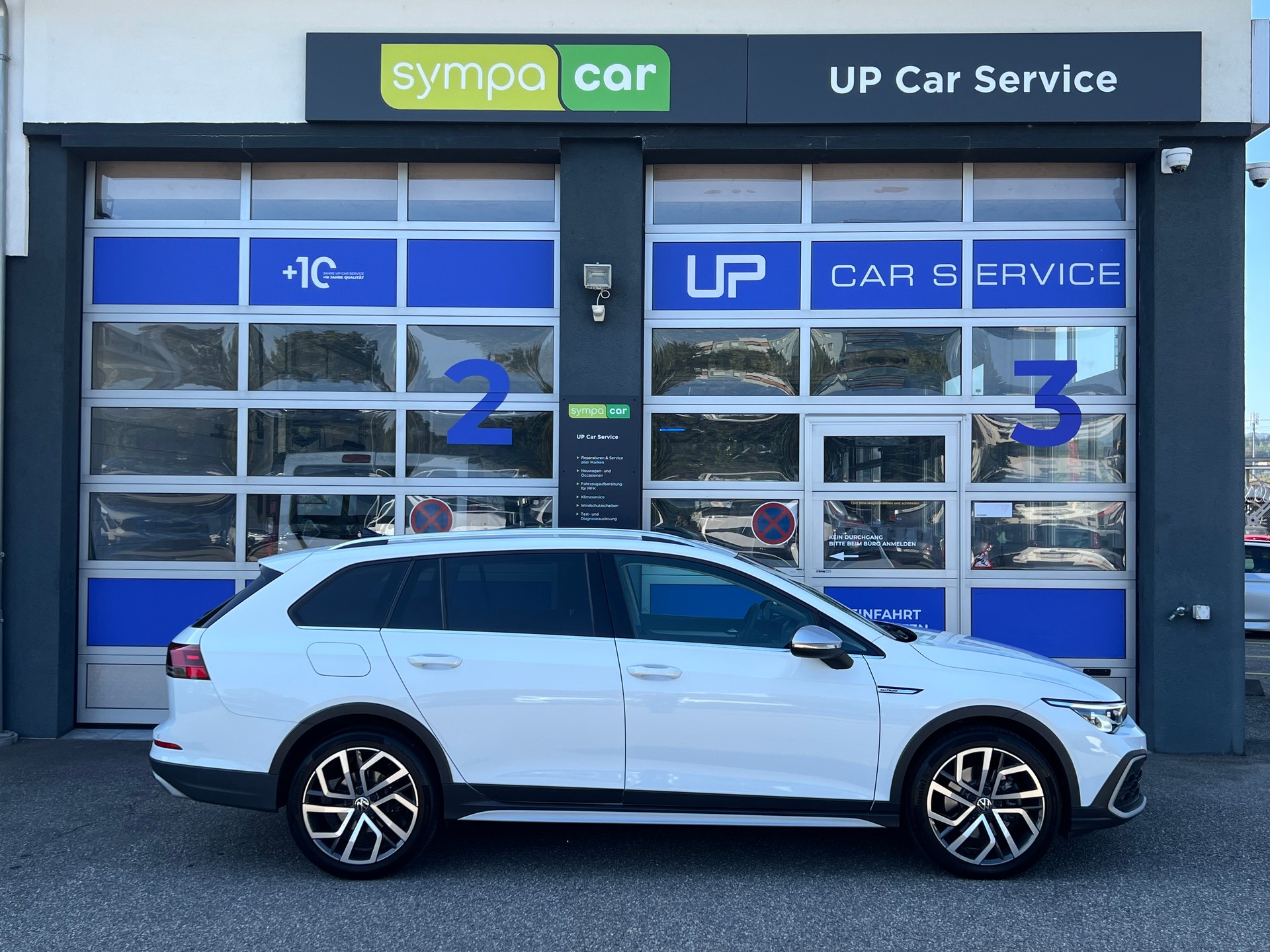 VW Golf VIII Variant 2.0 TDI Alltrack DSG 4motion-showroom-element-3
