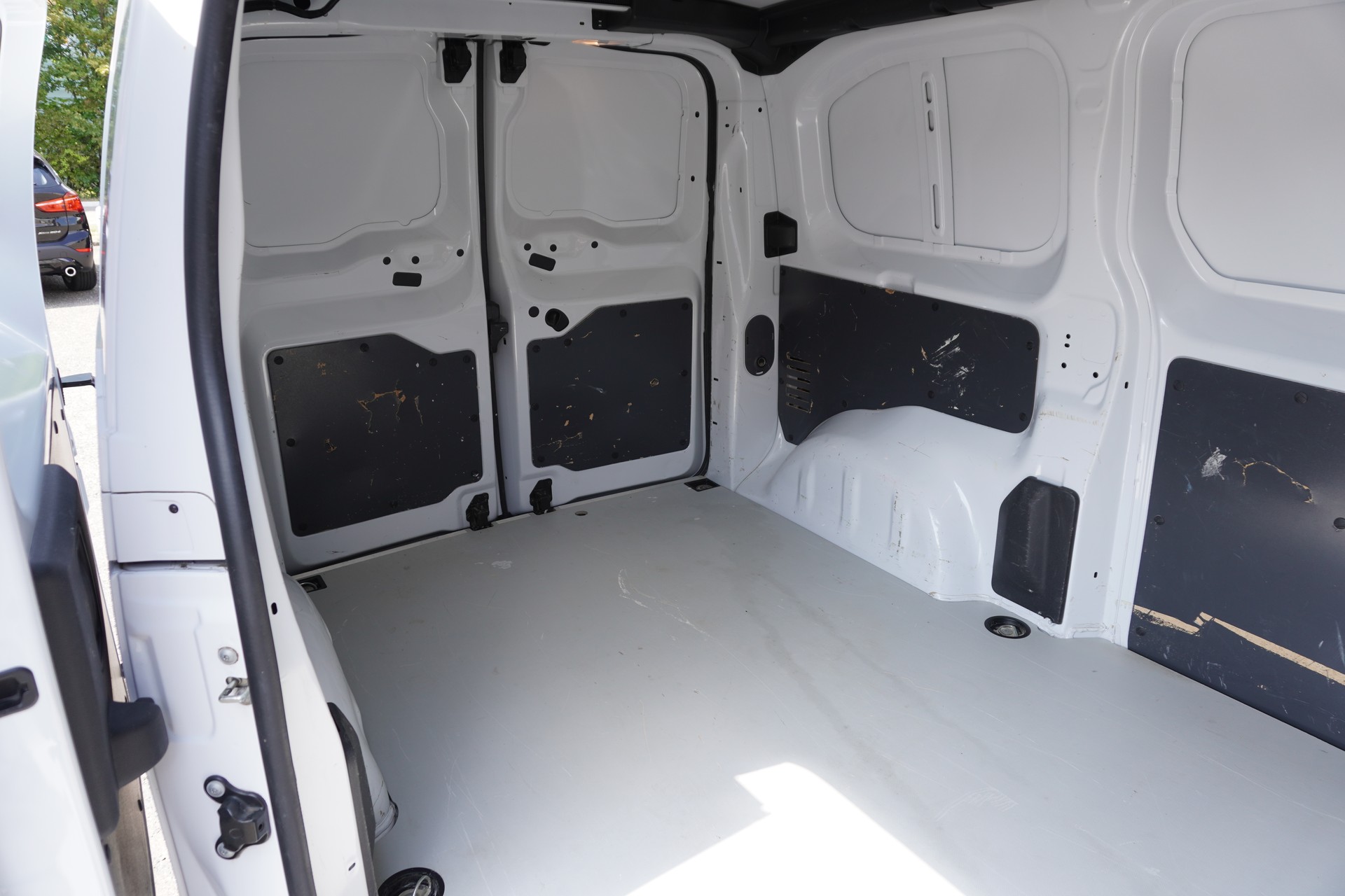 PEUGEOT Expert 2.0 BlueHDi 145 S&S Standard EAT8 3-PLÄTZER!!!-image-11