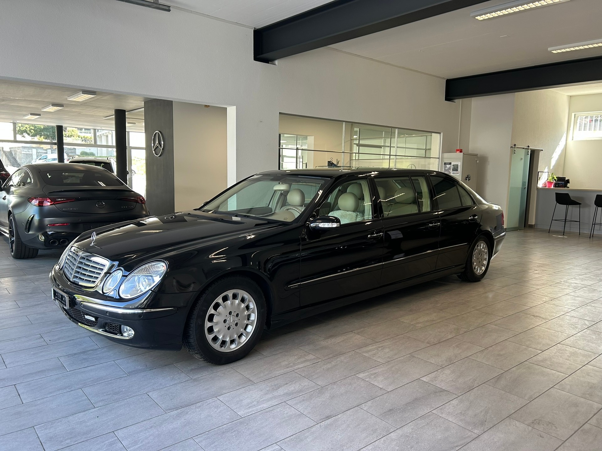 MERCEDES-BENZ E 320 BINZ 6 portes