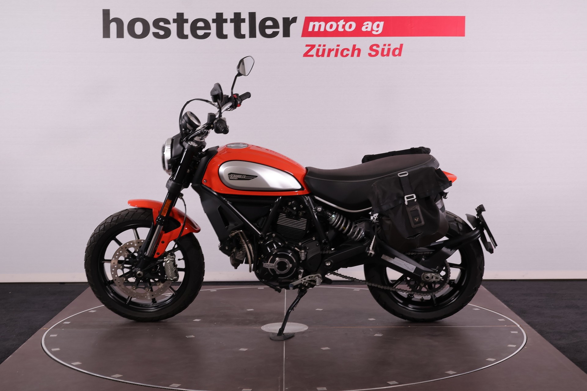DUCATI Scrambler-showroom-element-1