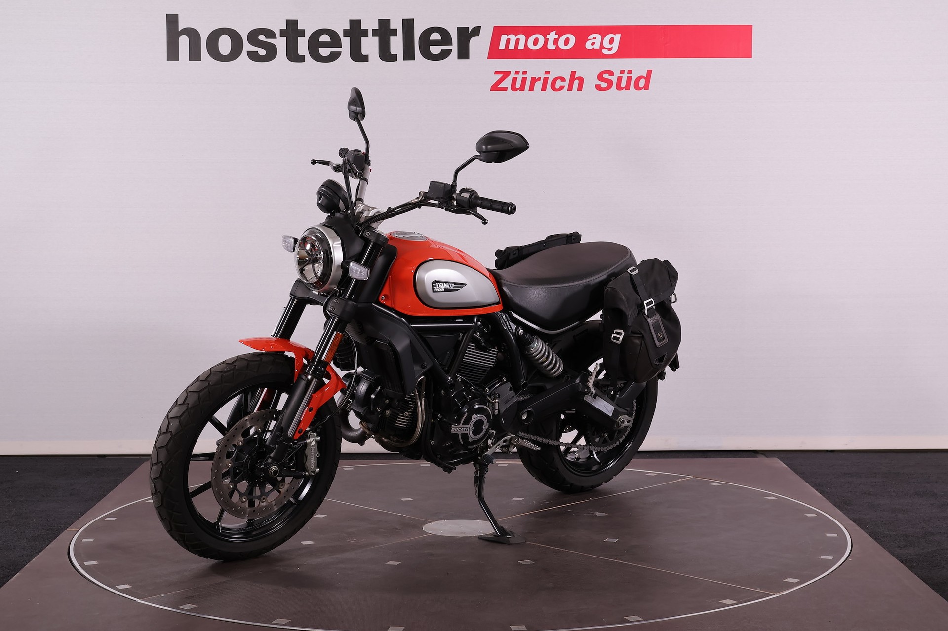 DUCATI Scrambler-showroom-element-2
