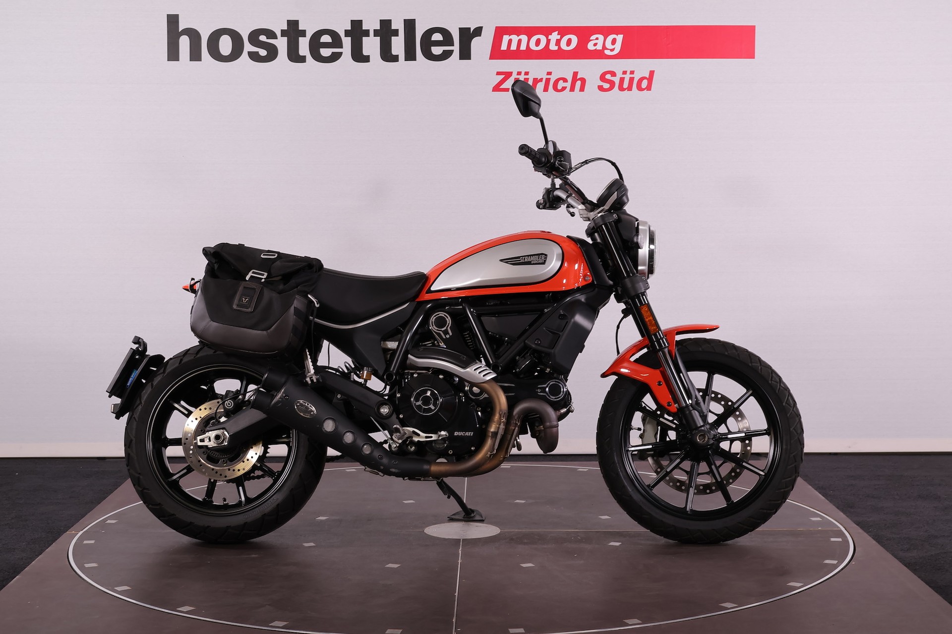 DUCATI Scrambler-showroom-element-3